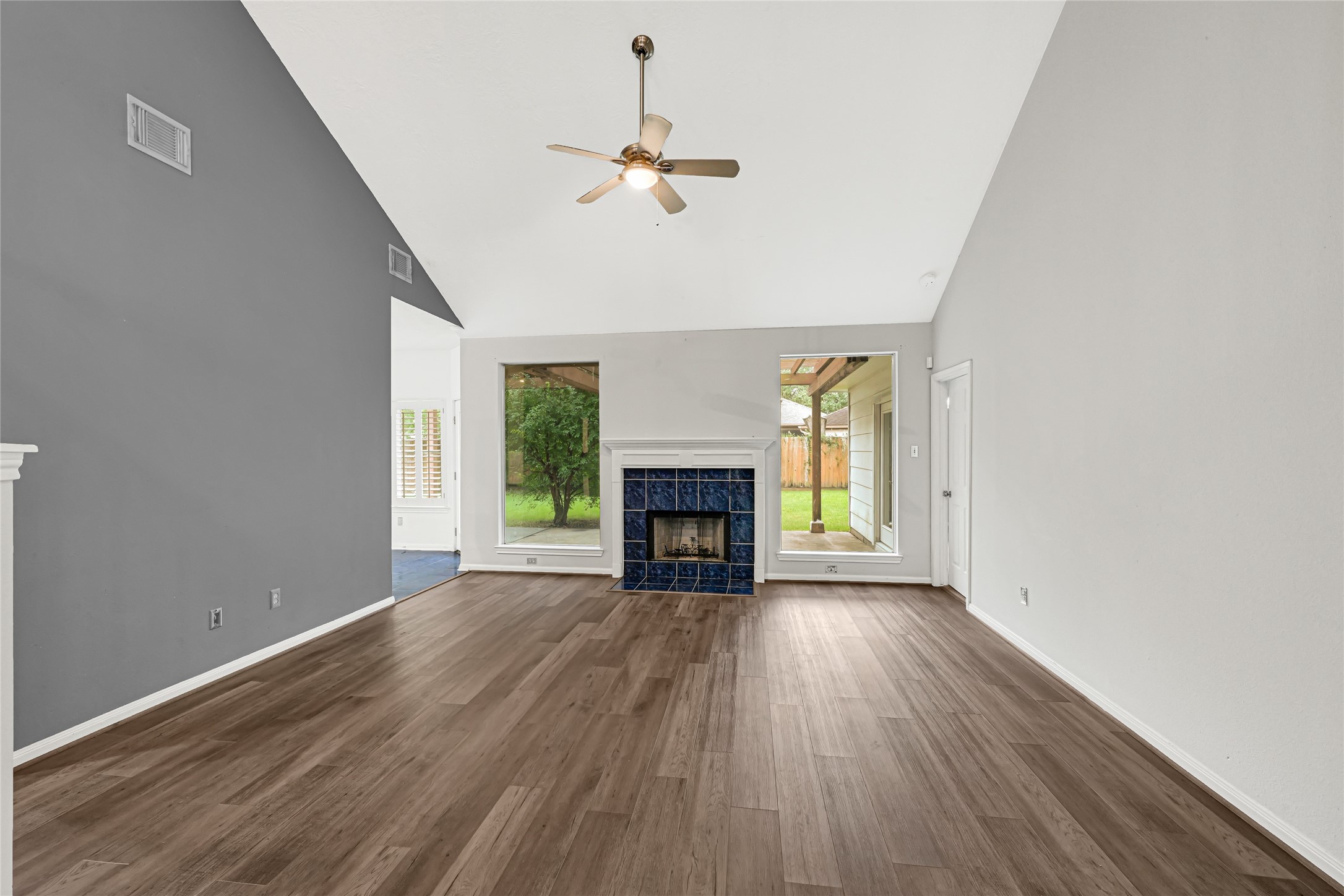 7915 Wolfield Lane Property Photo 7