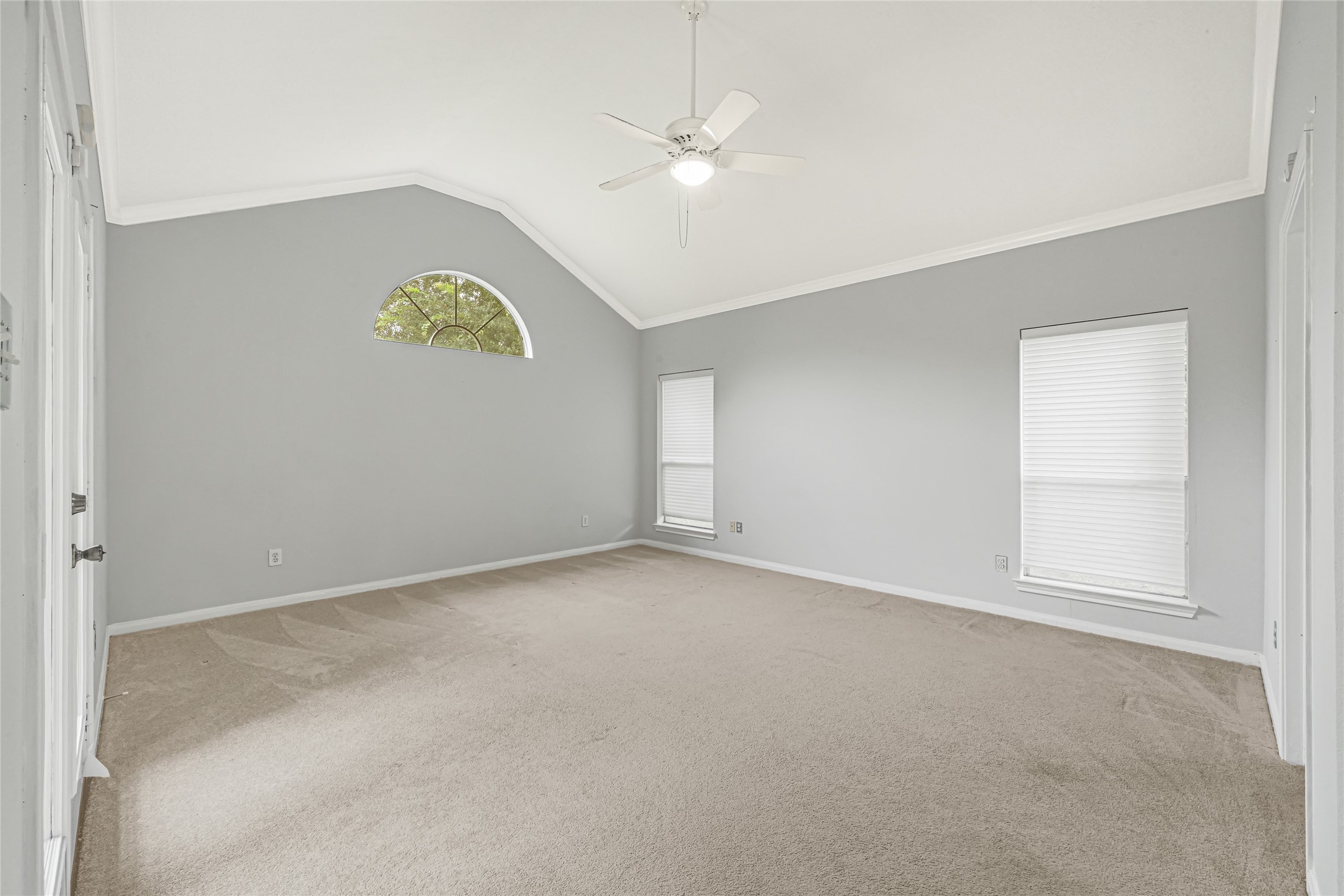 7915 Wolfield Lane Property Photo 10