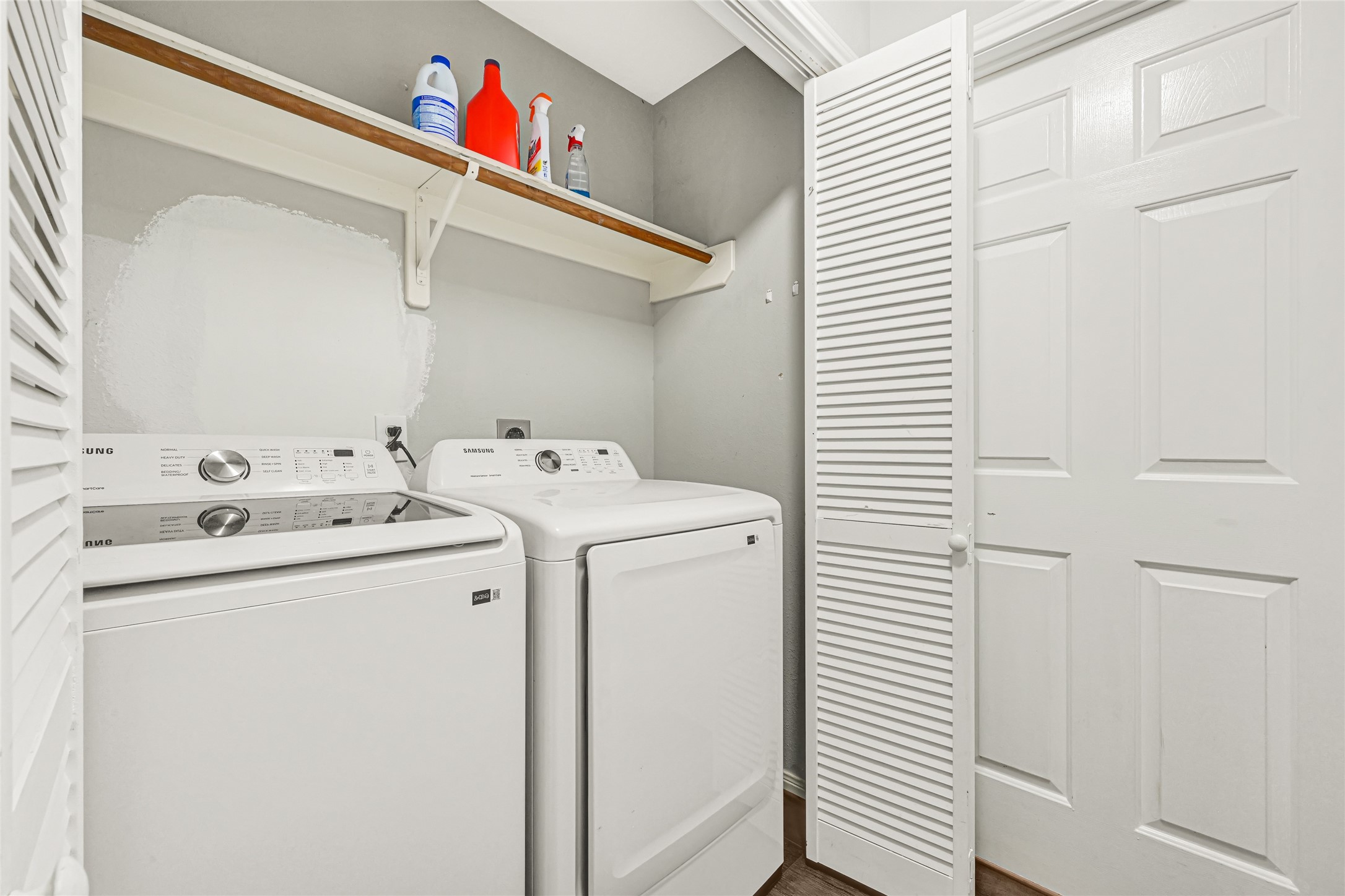 7915 Wolfield Lane Property Photo 11