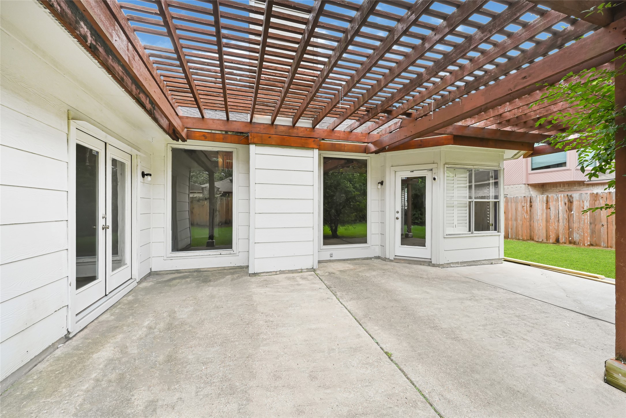 7915 Wolfield Lane Property Photo 18