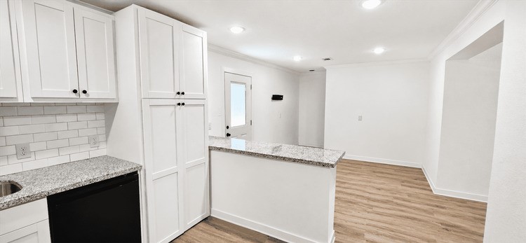 2102 Margaret Ave B Property Photo 10