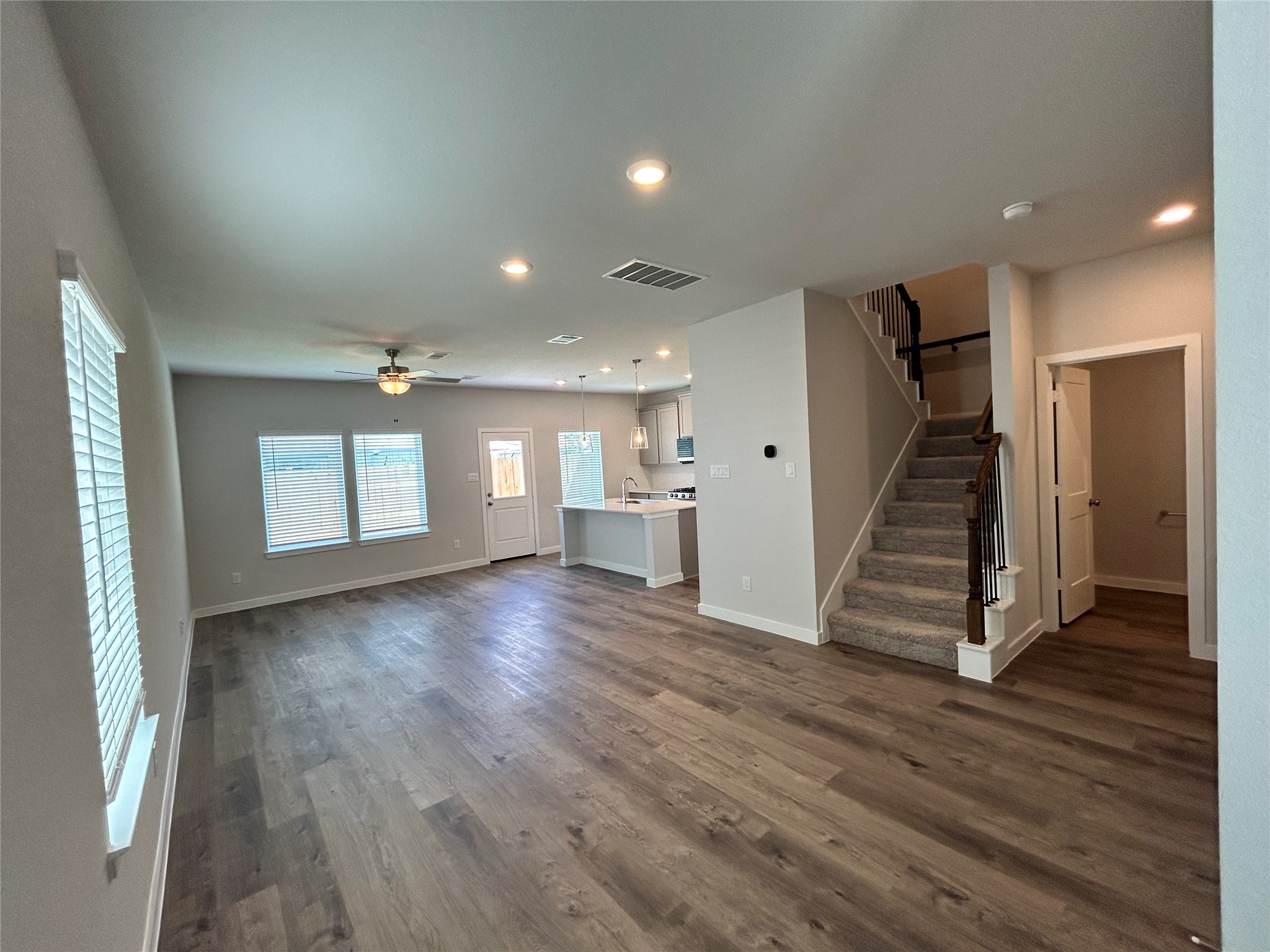 3327 Young Clover Way Property Photo 3