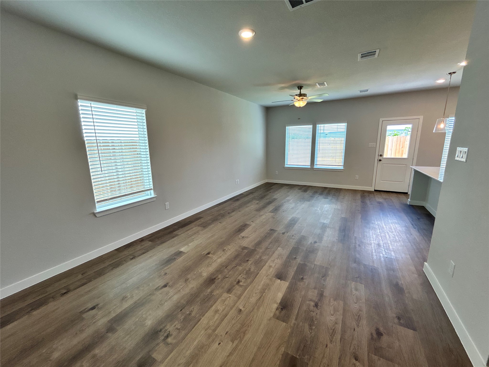 3327 Young Clover Way Property Photo 4