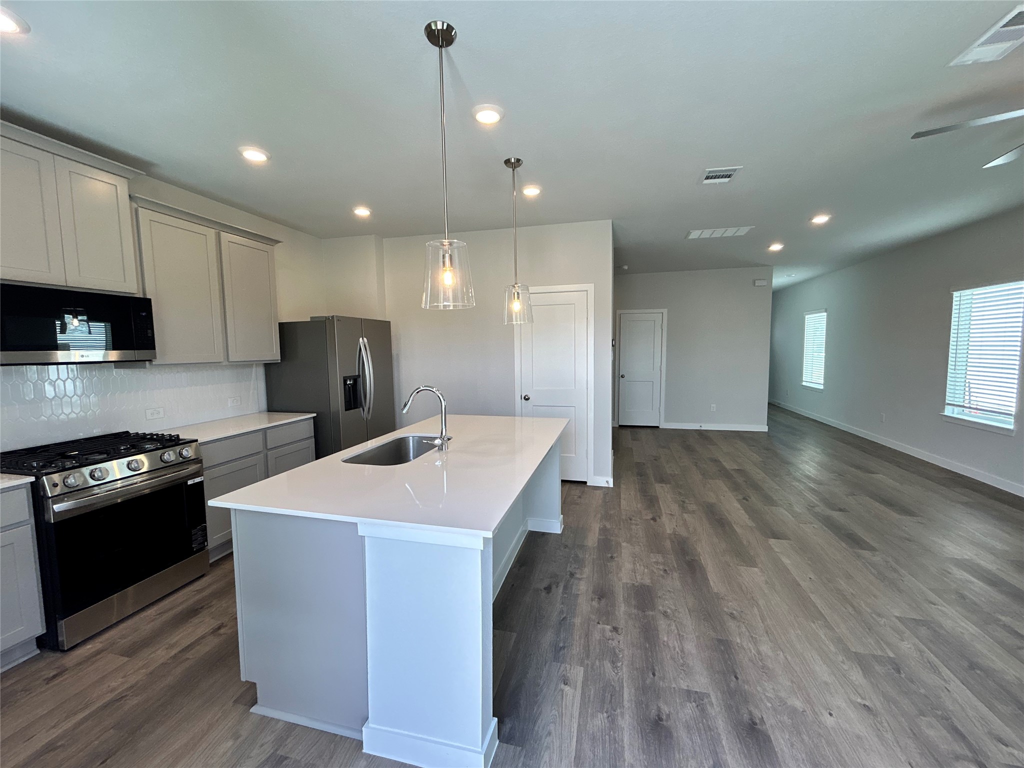 3327 Young Clover Way Property Photo 6