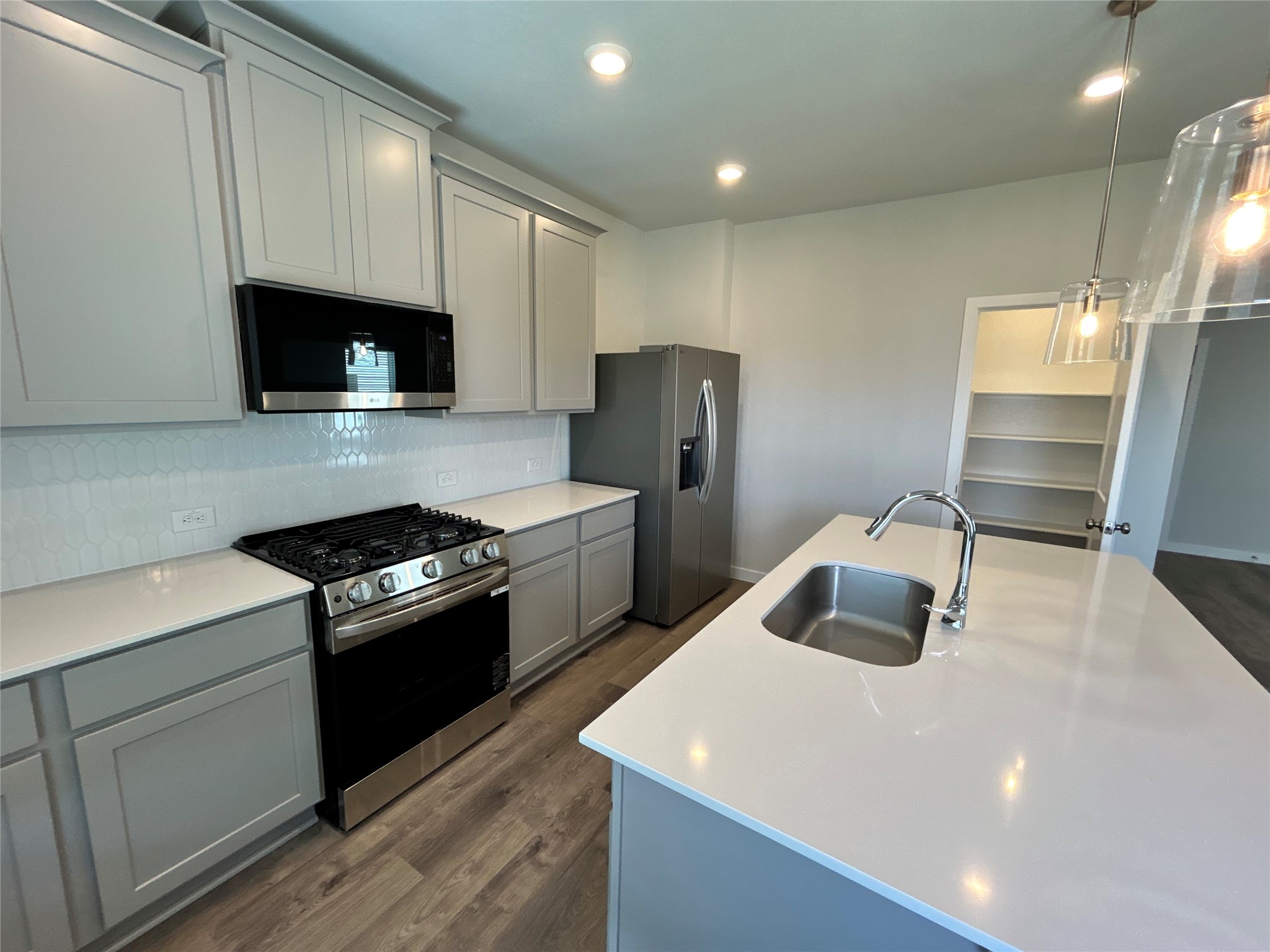 3327 Young Clover Way Property Photo 12