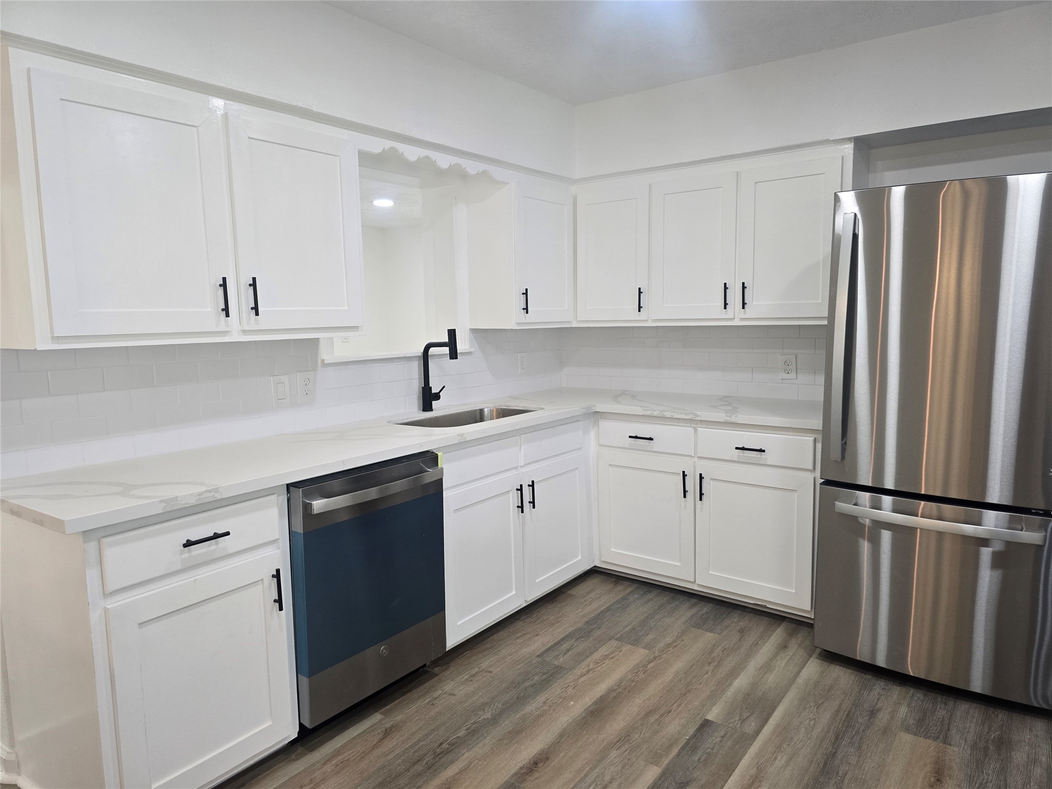 5102 Avenue L Property Photo 10