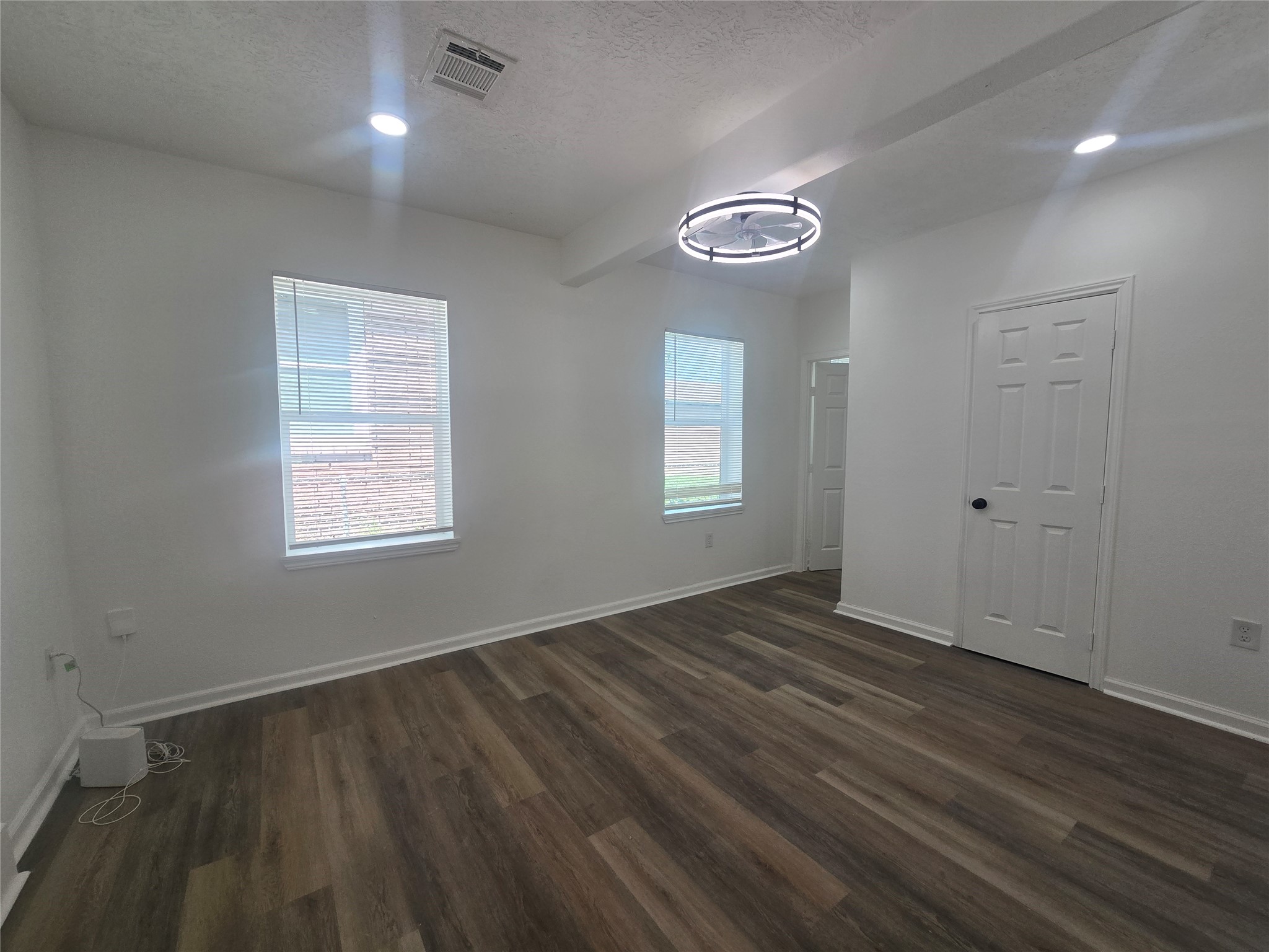 5102 Avenue L Property Photo 16