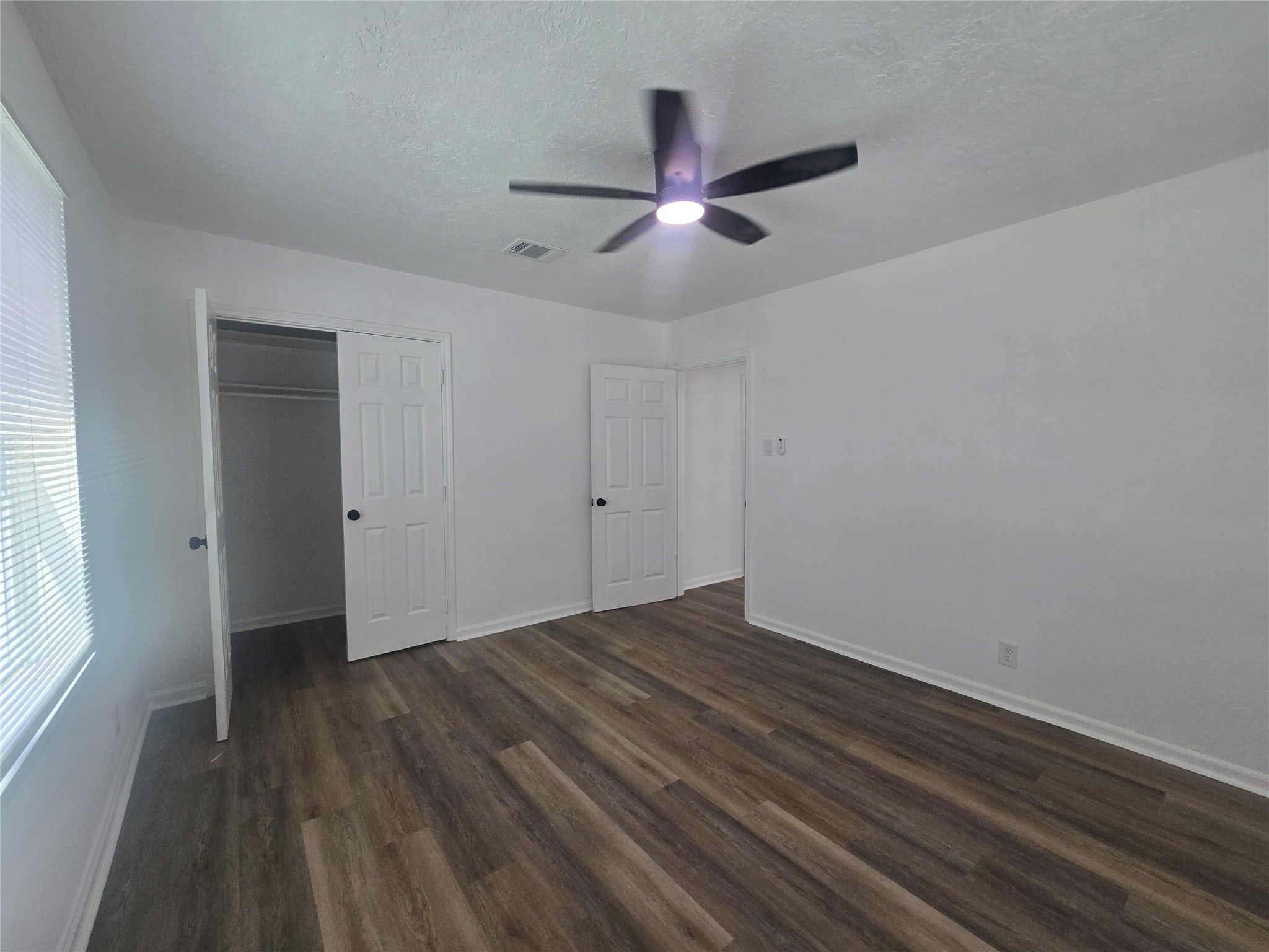 5102 Avenue L Property Photo 28