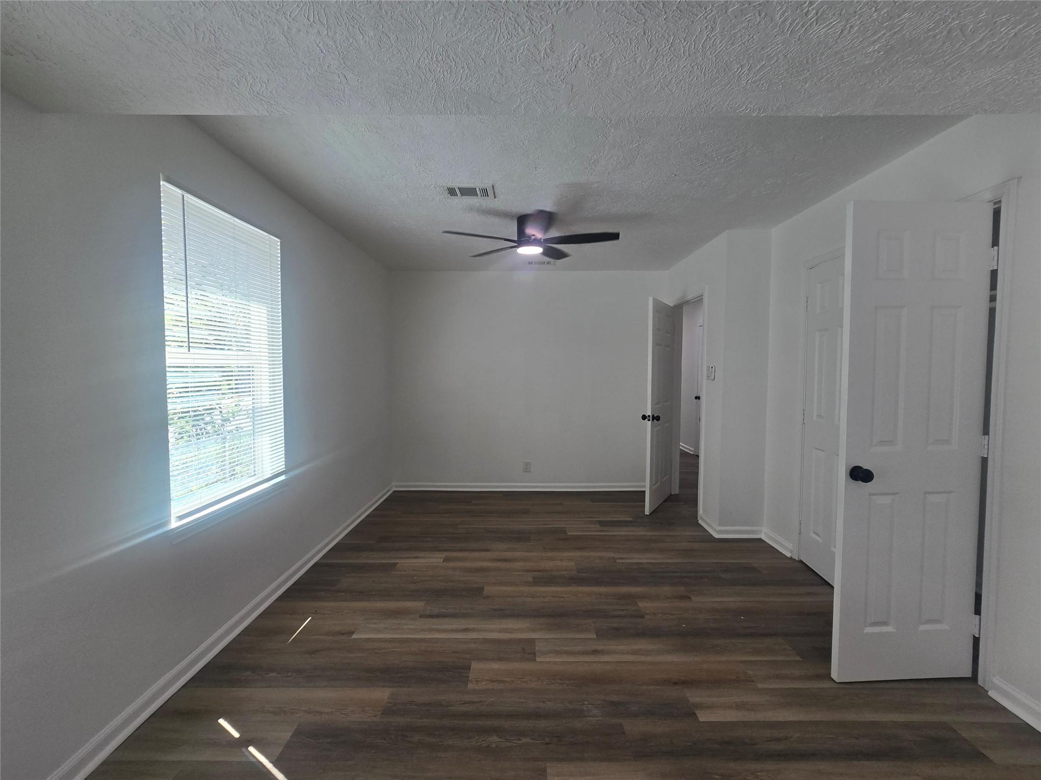 5102 Avenue L Property Photo 30