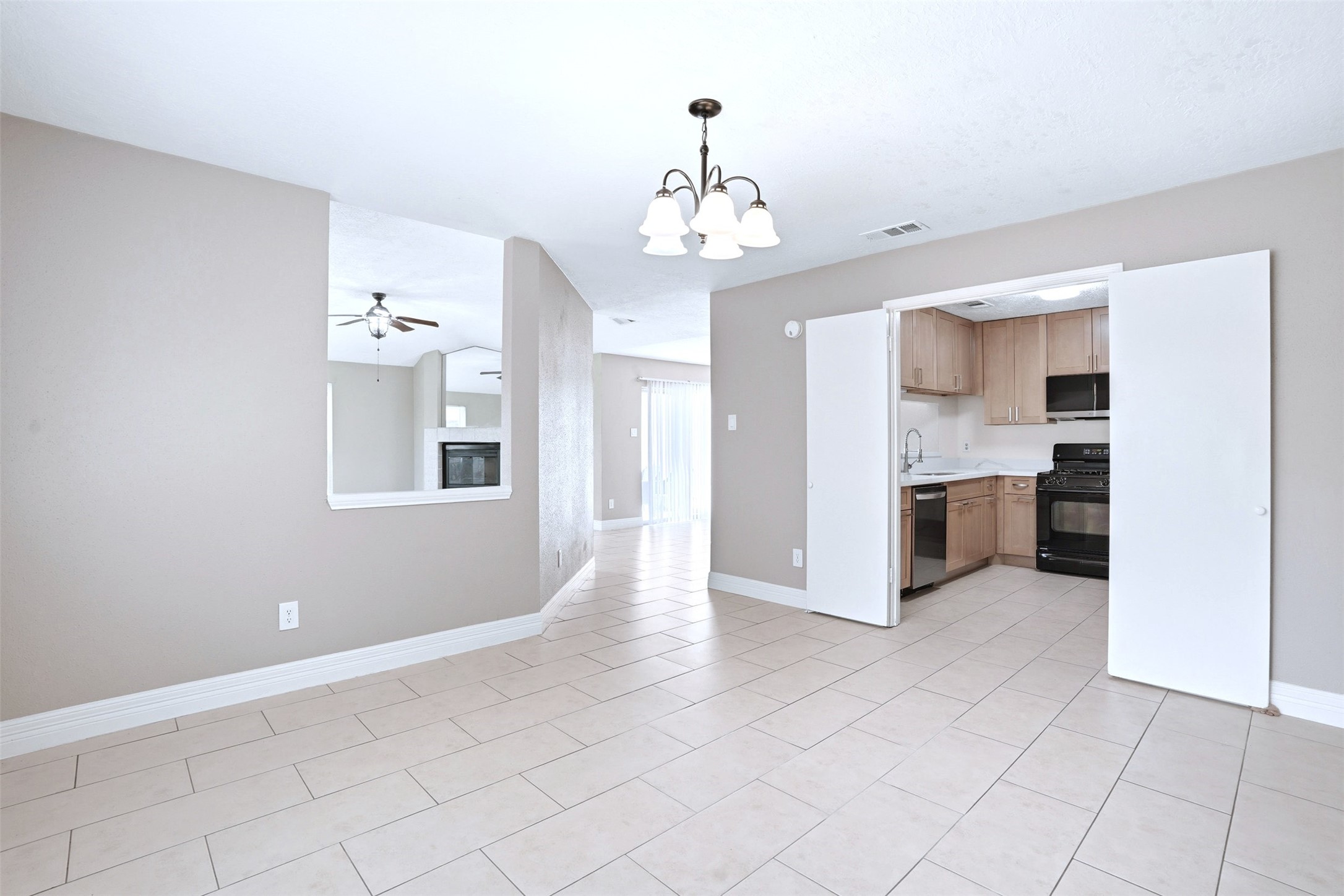 7502 Addicks Clodine Road Property Photo 11