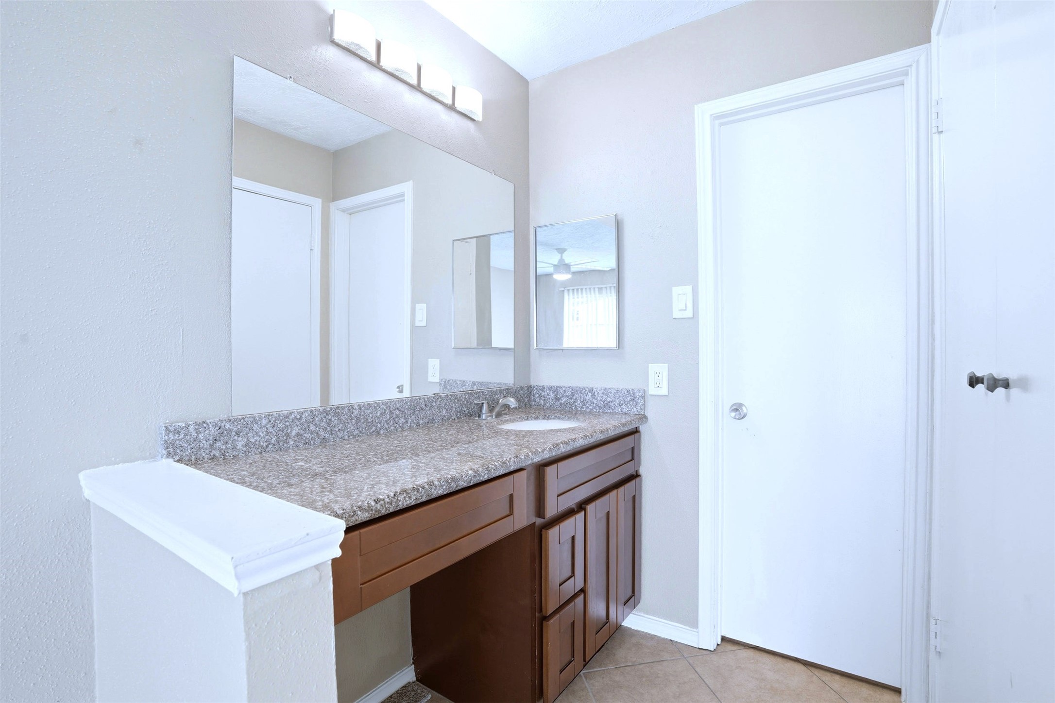 7502 Addicks Clodine Road Property Photo 17