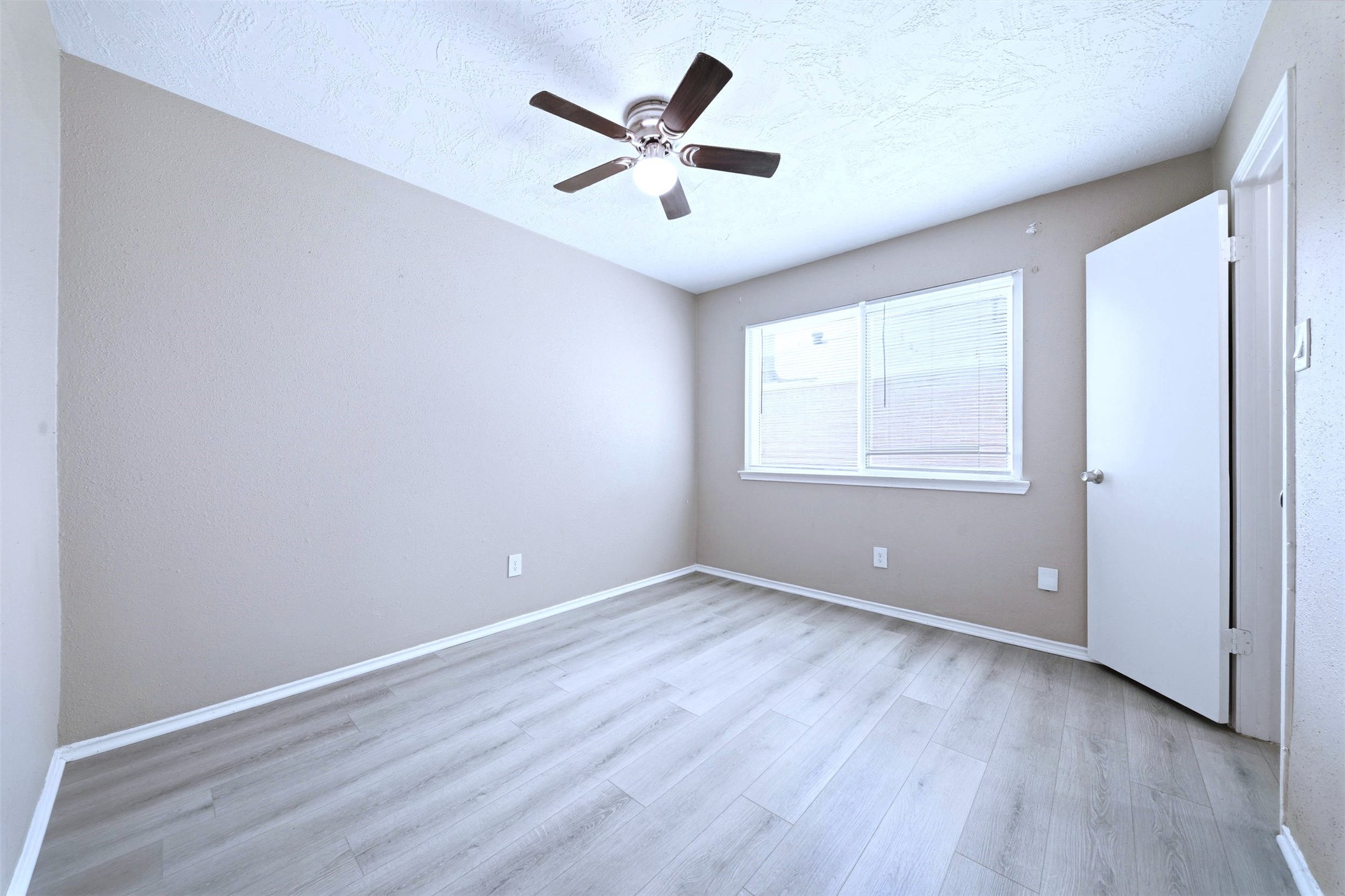 7502 Addicks Clodine Road Property Photo 19