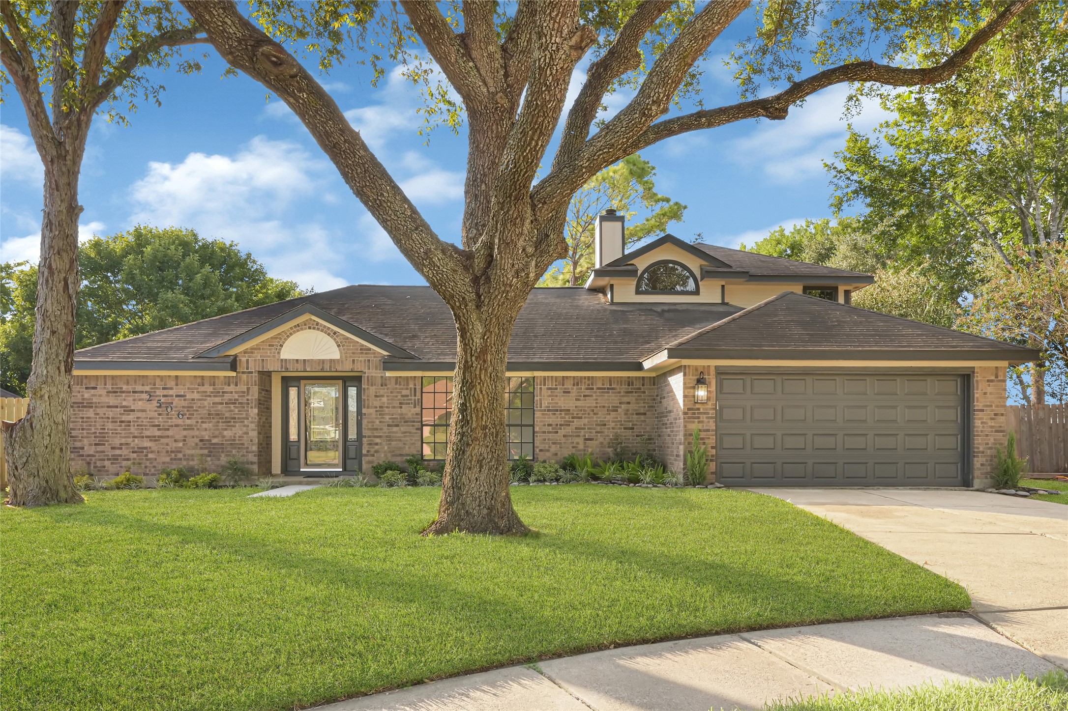 2506 Walnut Grove Court Property Photo 1