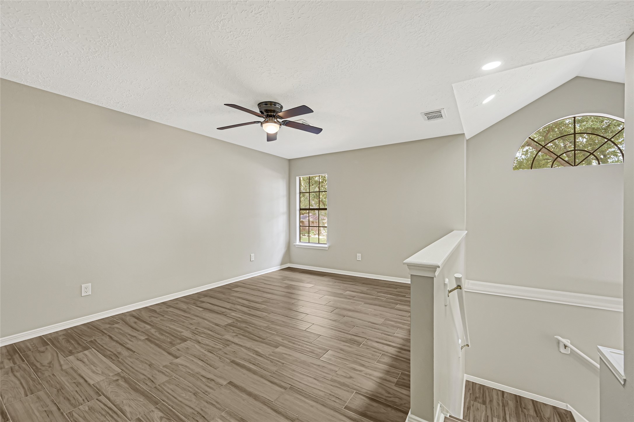 2506 Walnut Grove Court Property Photo 19