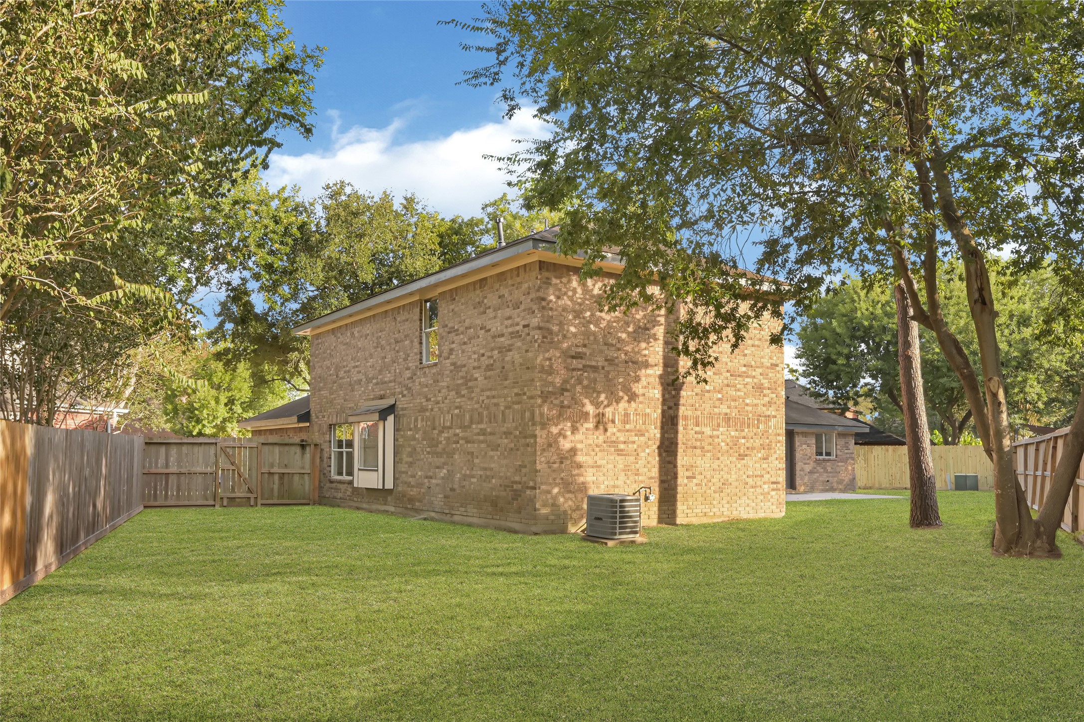 2506 Walnut Grove Court Property Photo 27