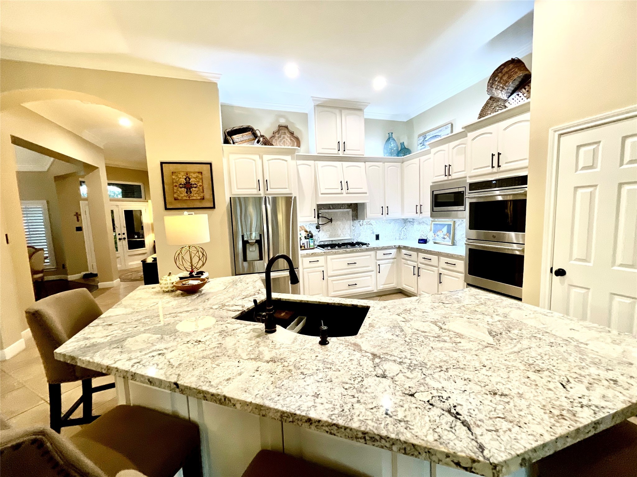 8719 Rippling Water Drive Property Photo 4