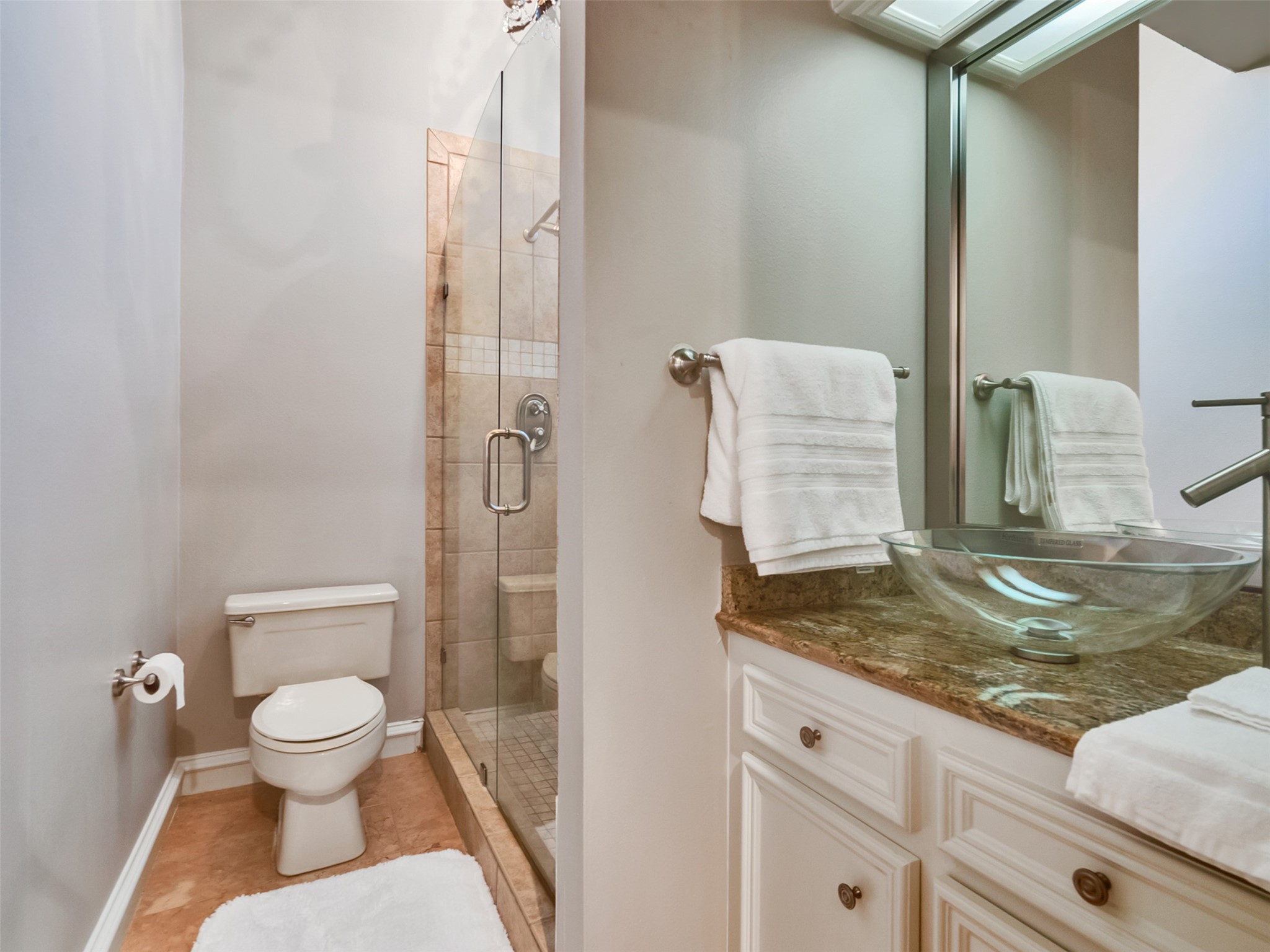 2819 Cedar Woods Place Property Photo 18