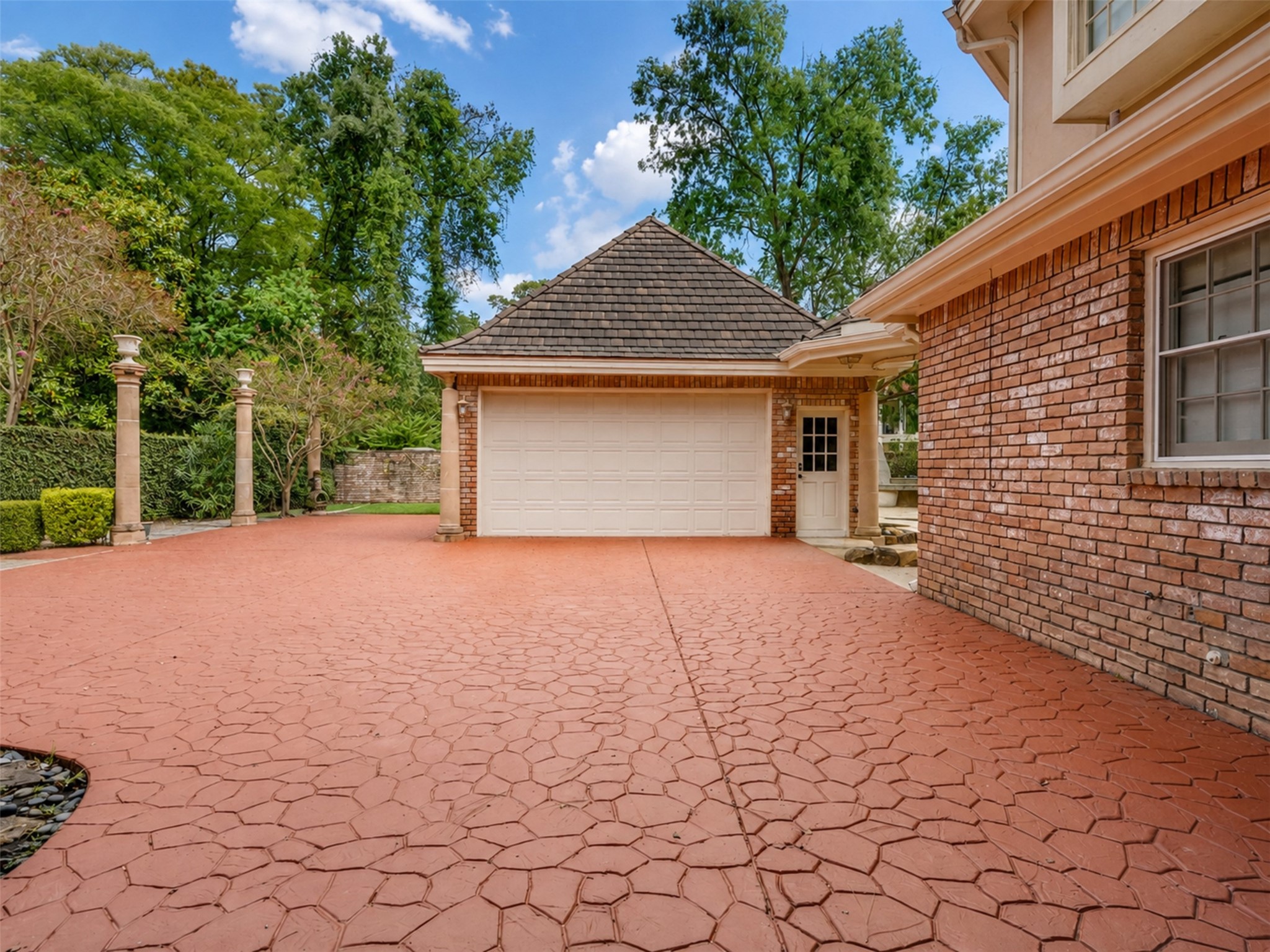 2819 Cedar Woods Place Property Photo 19