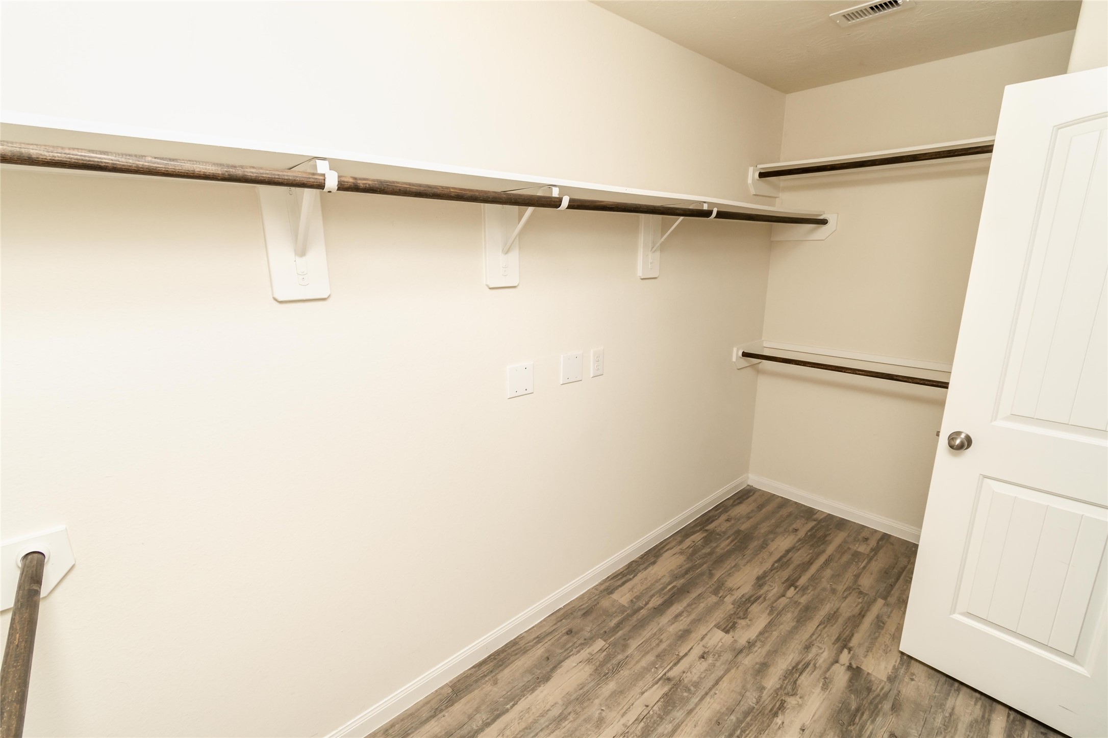 2619 Montecito Lane Property Photo 8