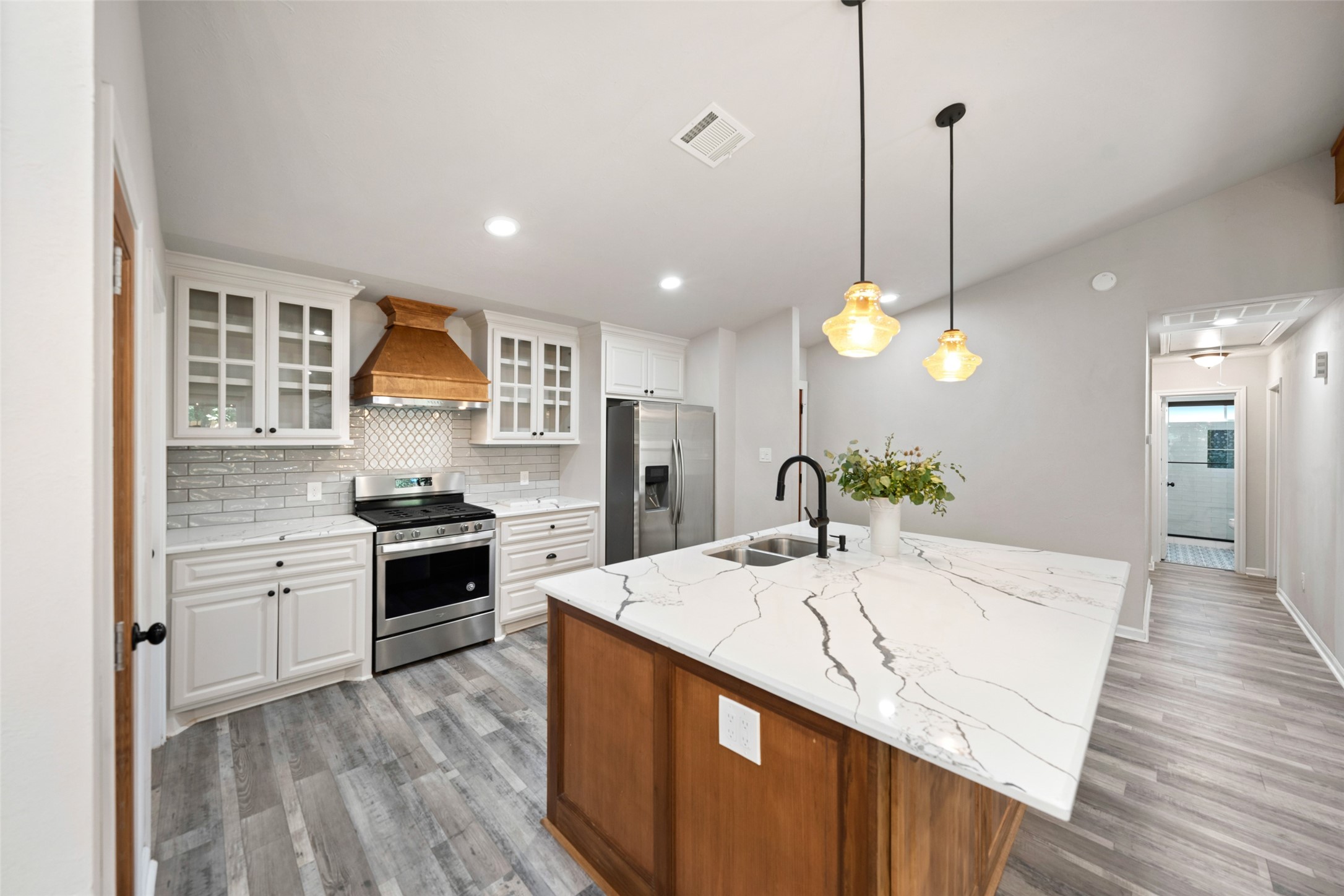 69 S Brookberry Court Property Photo 1