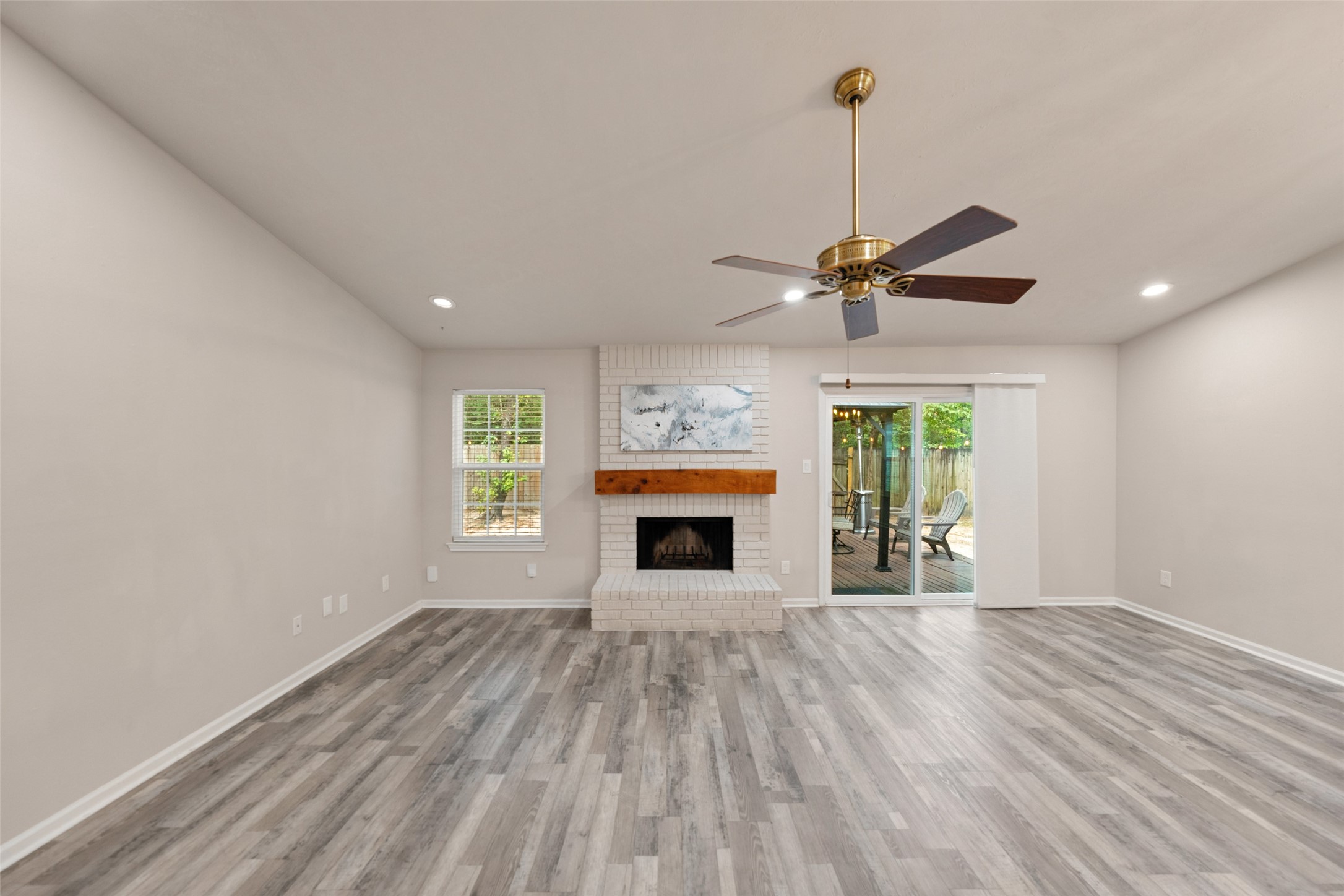 69 S Brookberry Court Property Photo 12