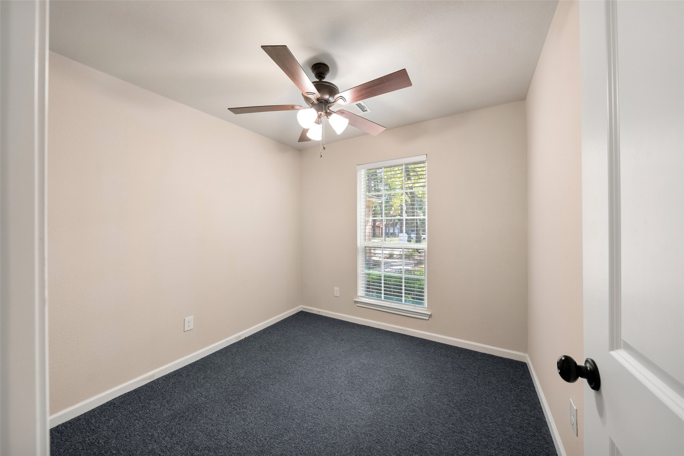 69 S Brookberry Court Property Photo 19