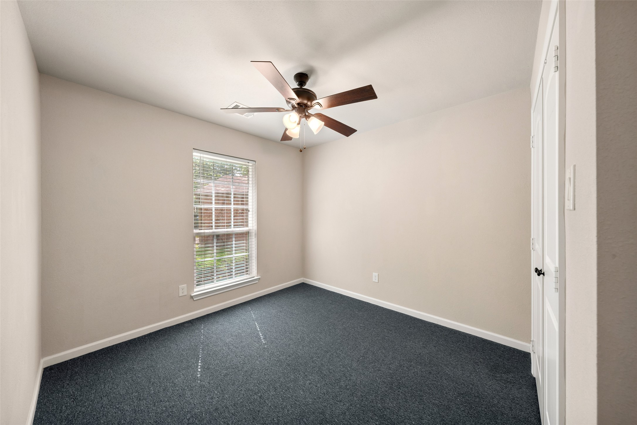 69 S Brookberry Court Property Photo 21