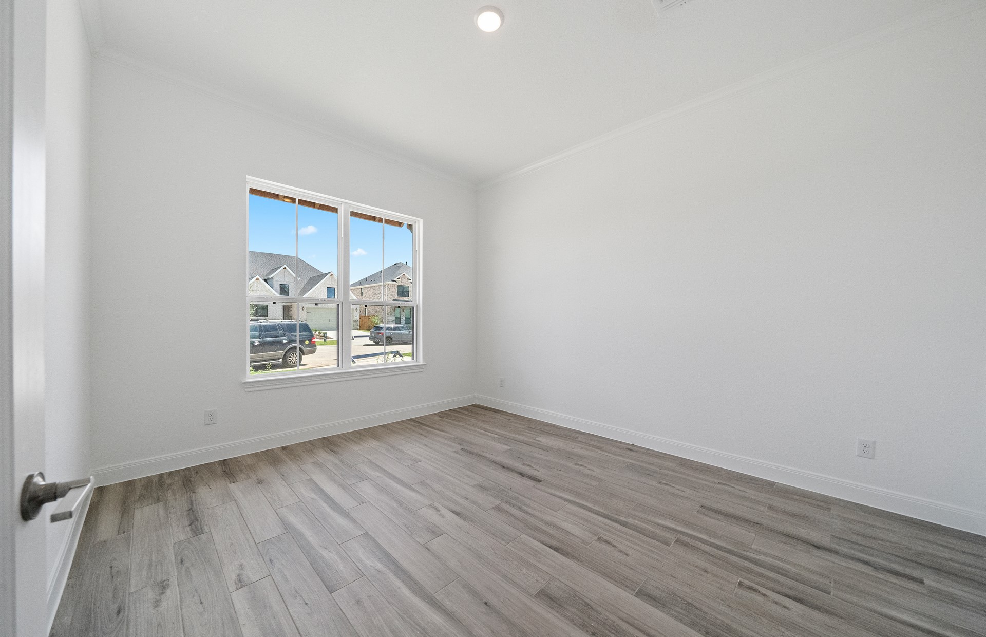 6106 Lush Pasture Lane Property Photo 2