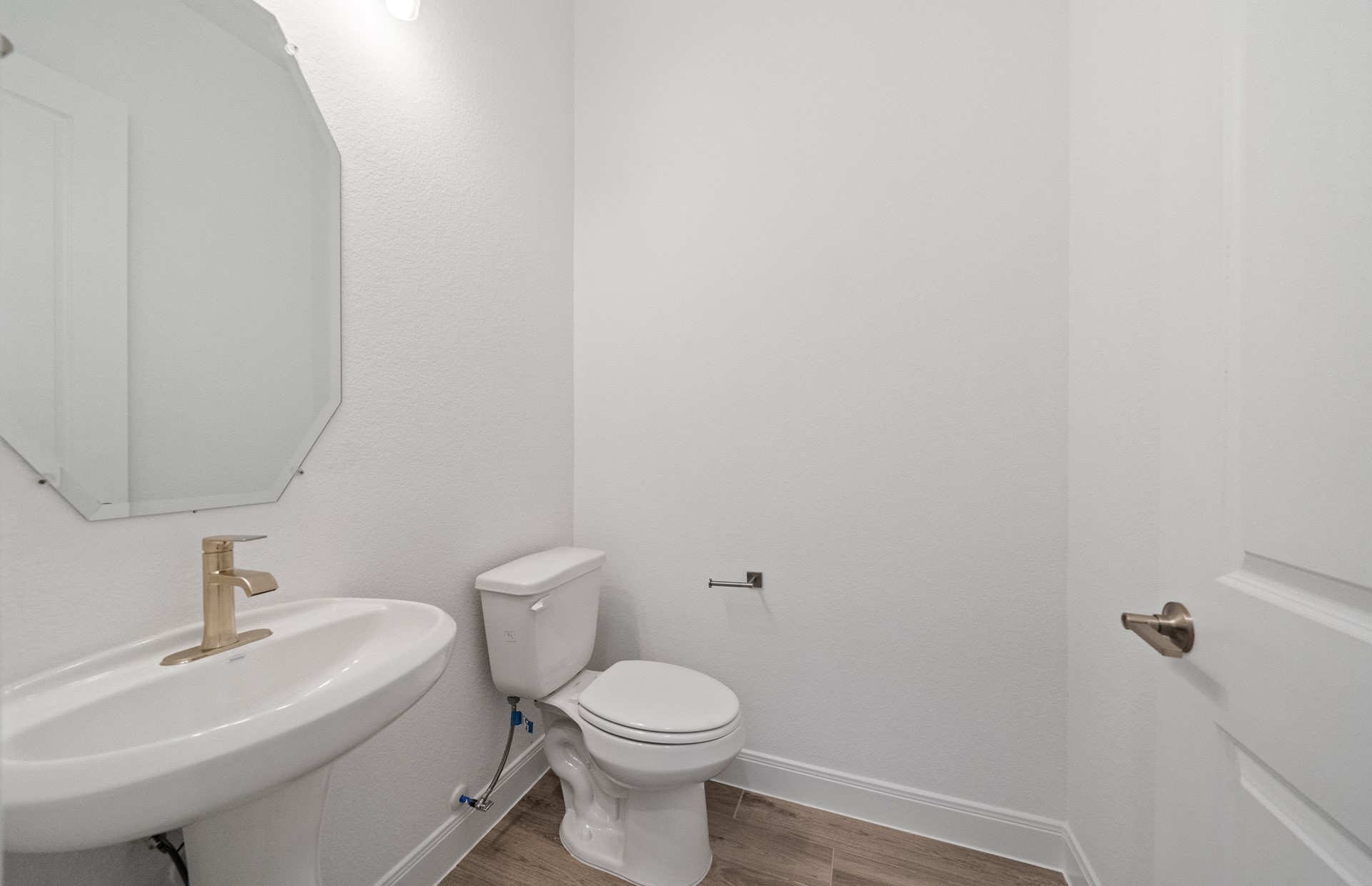 6106 Lush Pasture Lane Property Photo 4