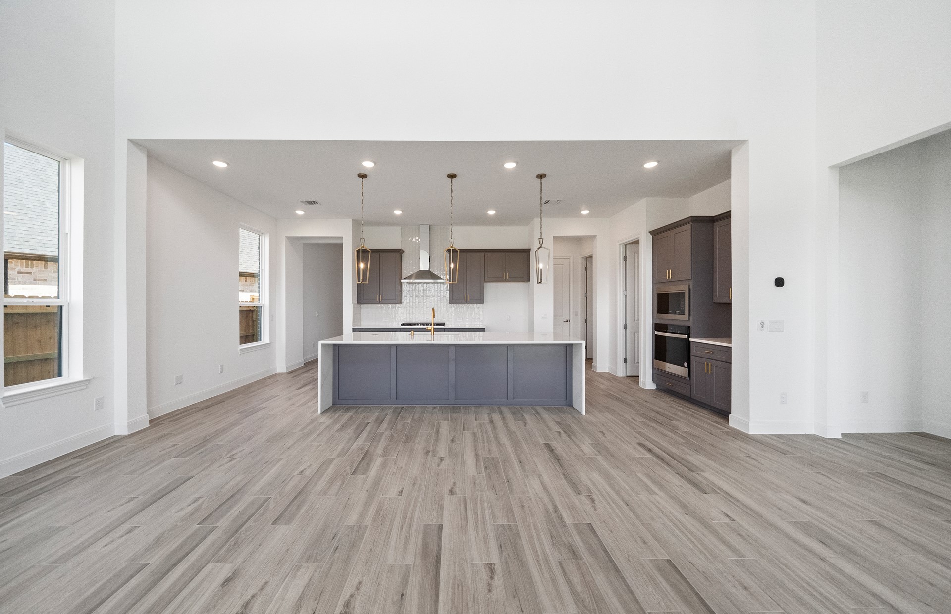 6106 Lush Pasture Lane Property Photo 12