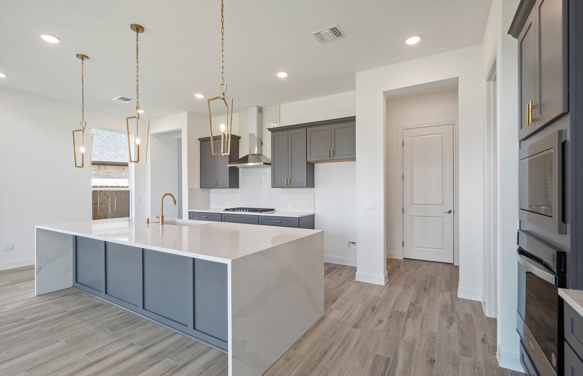 6106 Lush Pasture Lane Property Photo 13