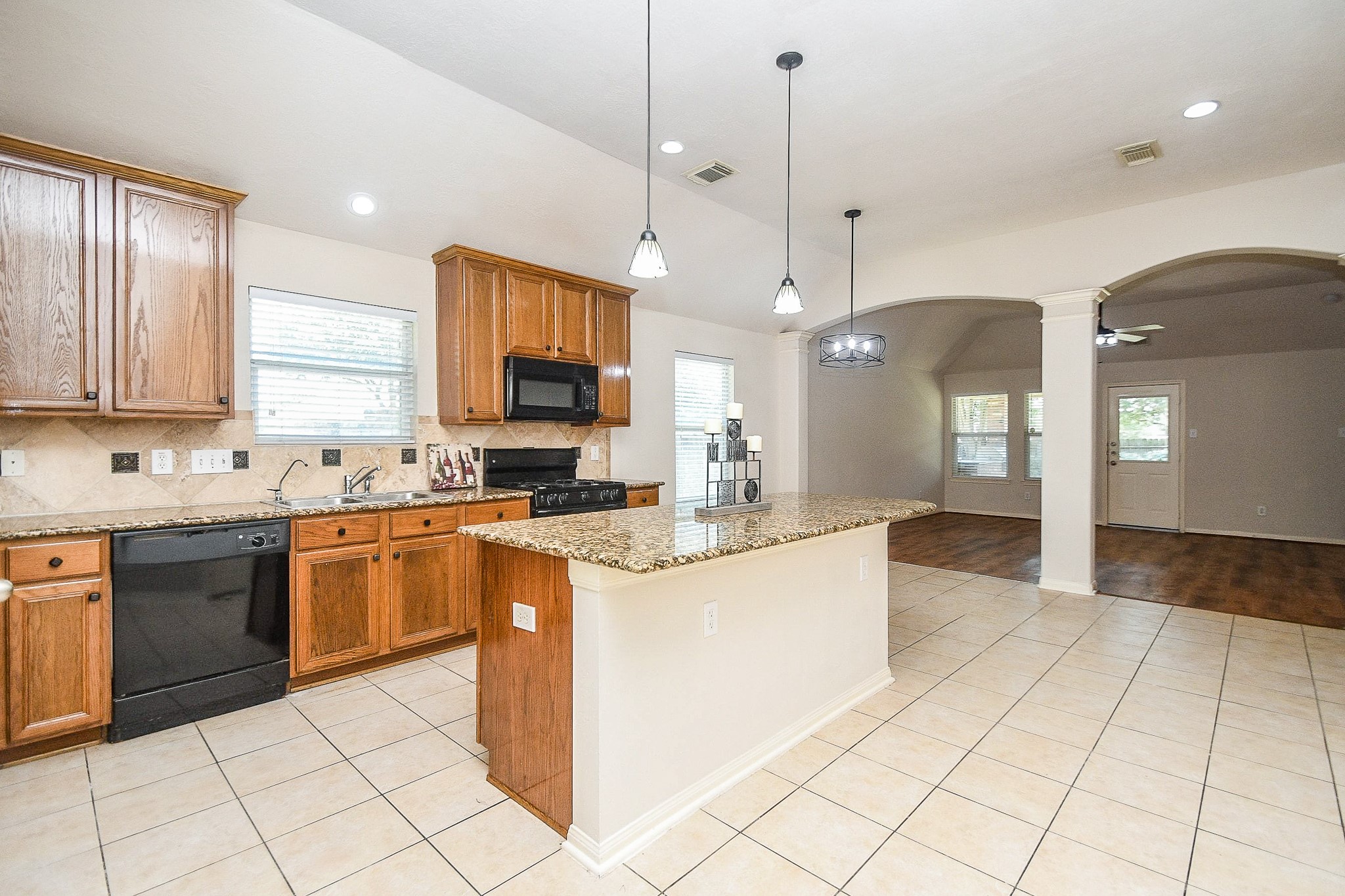 6030 Wildbriar Lane Property Photo 6