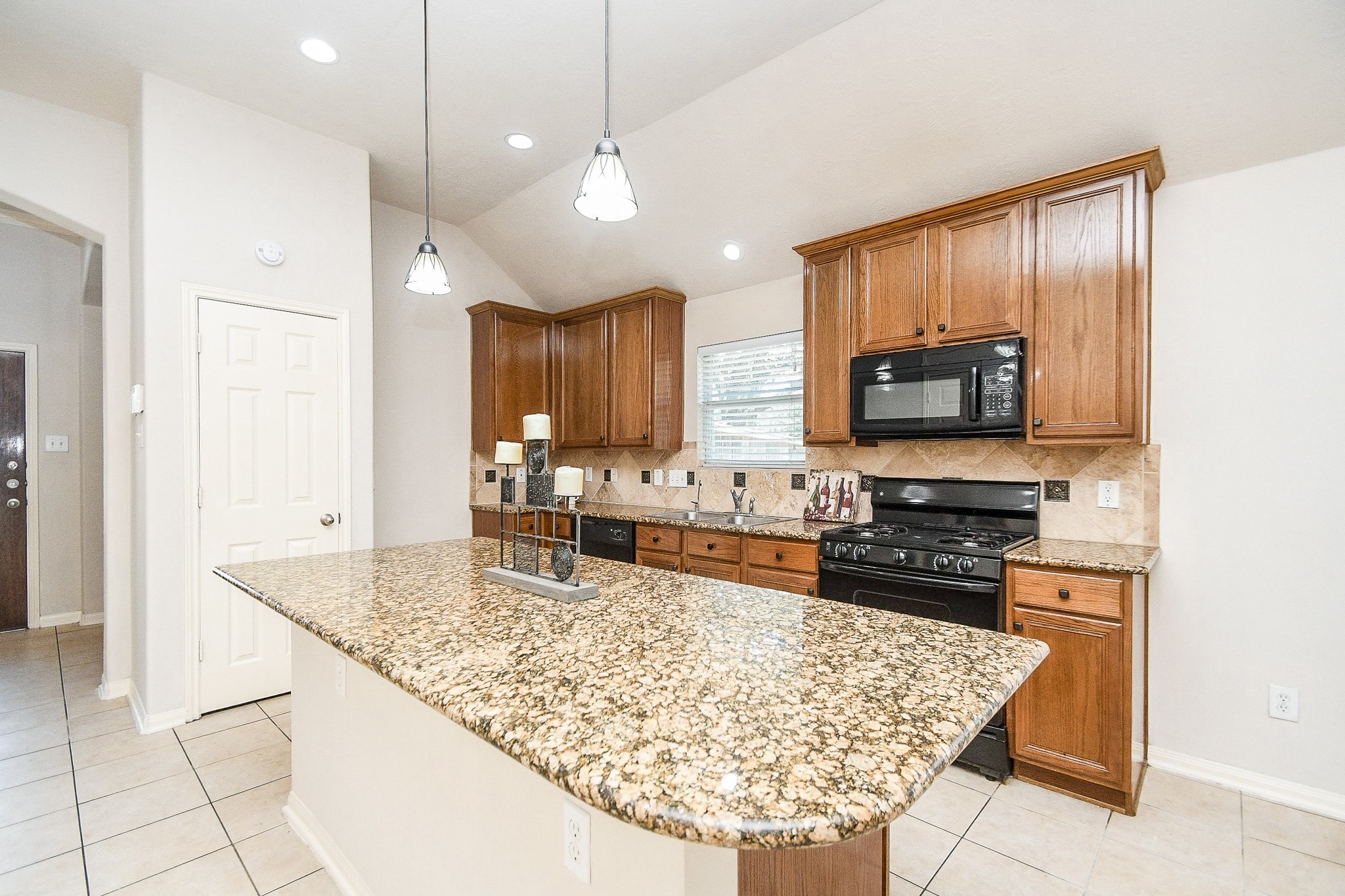 6030 Wildbriar Lane Property Photo 8