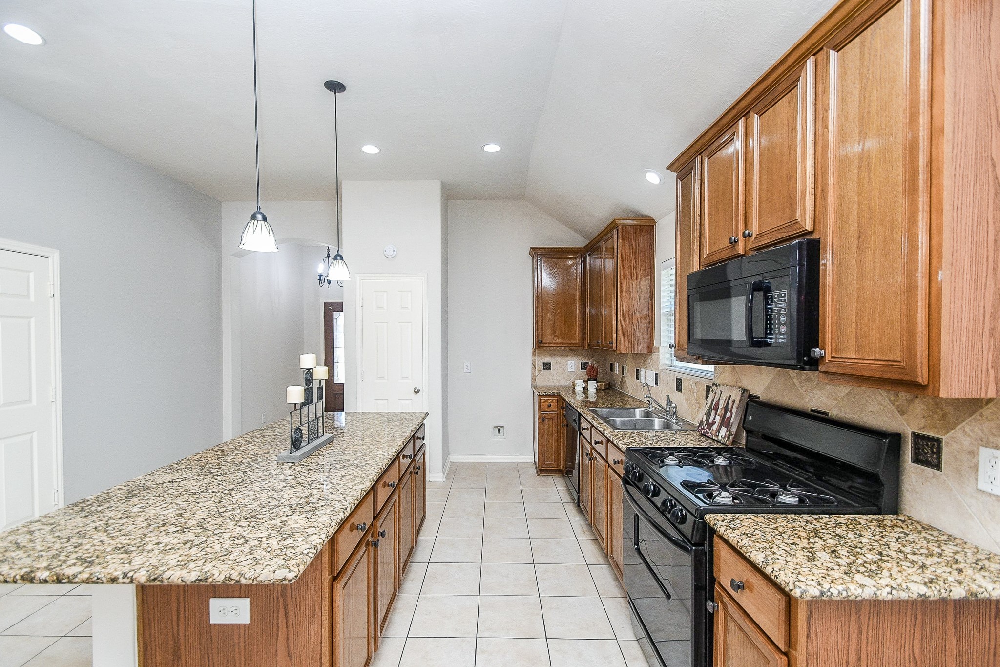 6030 Wildbriar Lane Property Photo 9
