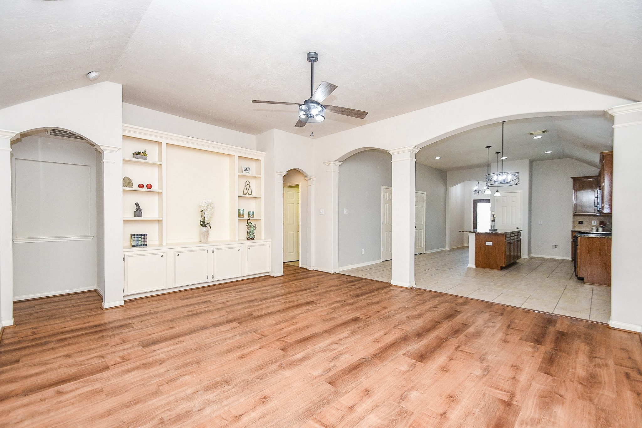 6030 Wildbriar Lane Property Photo 13