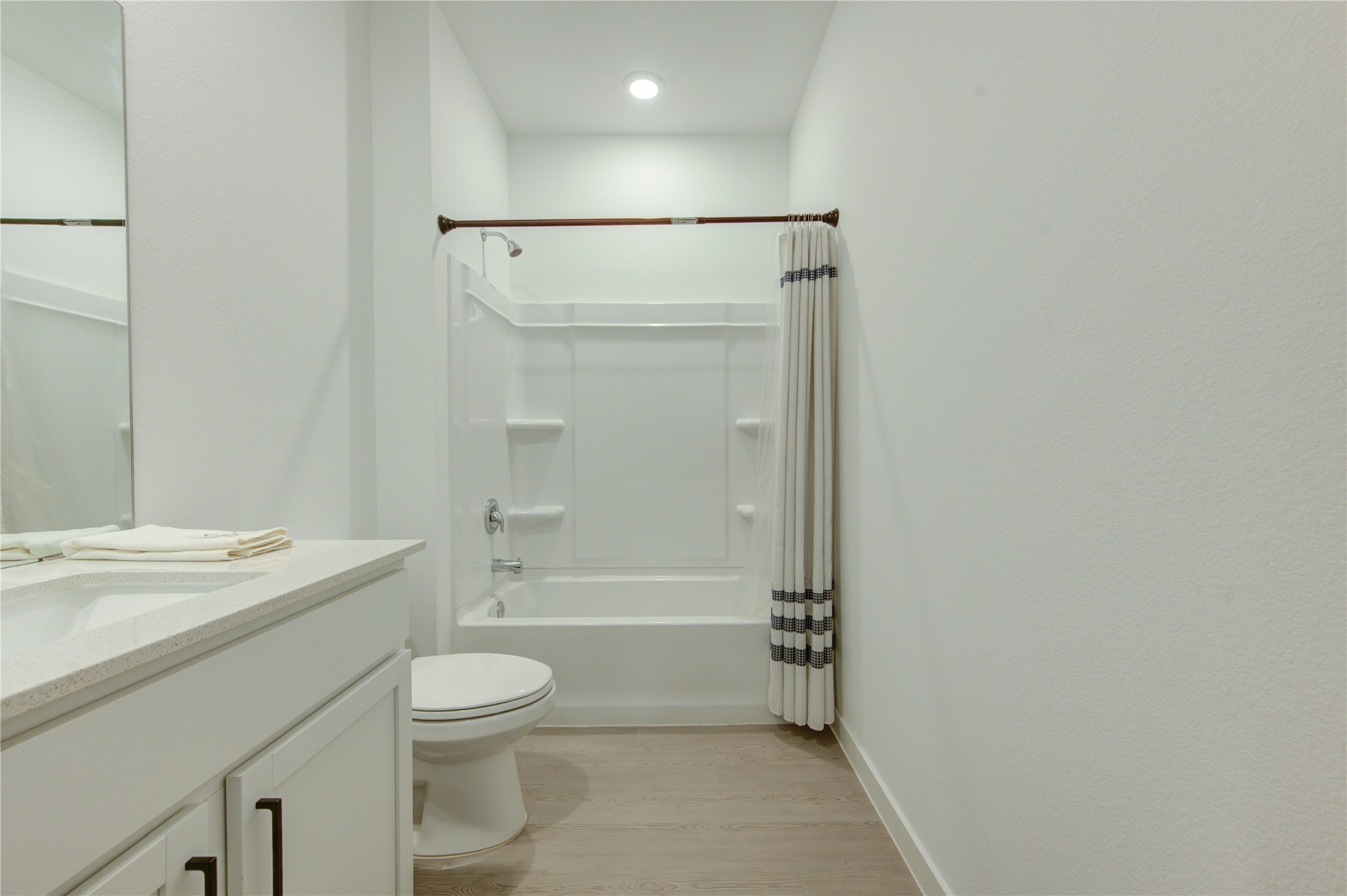 21614 Springhill Grove Lane Property Photo 9