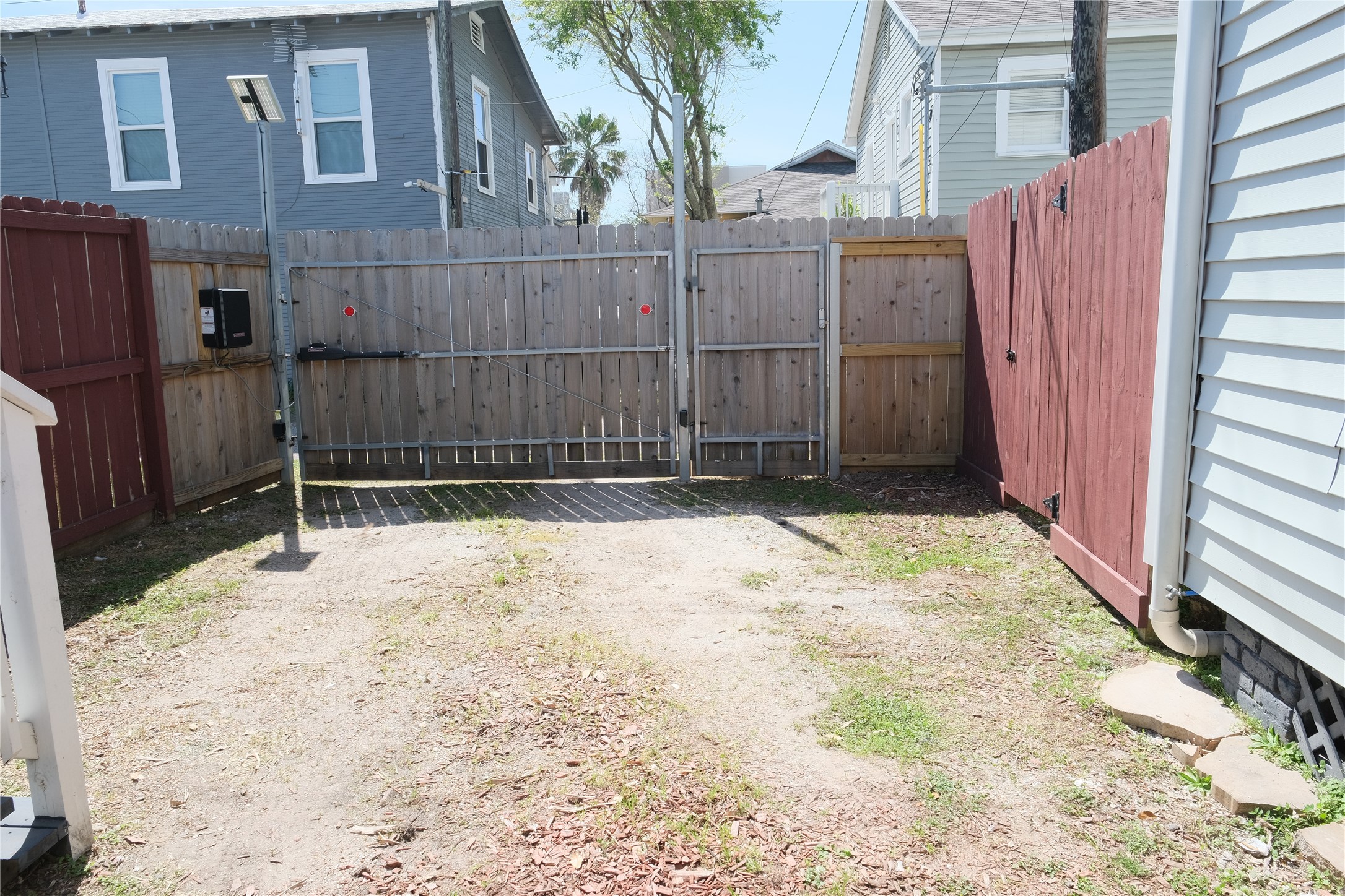 2310 33rd Street A Property Photo 12