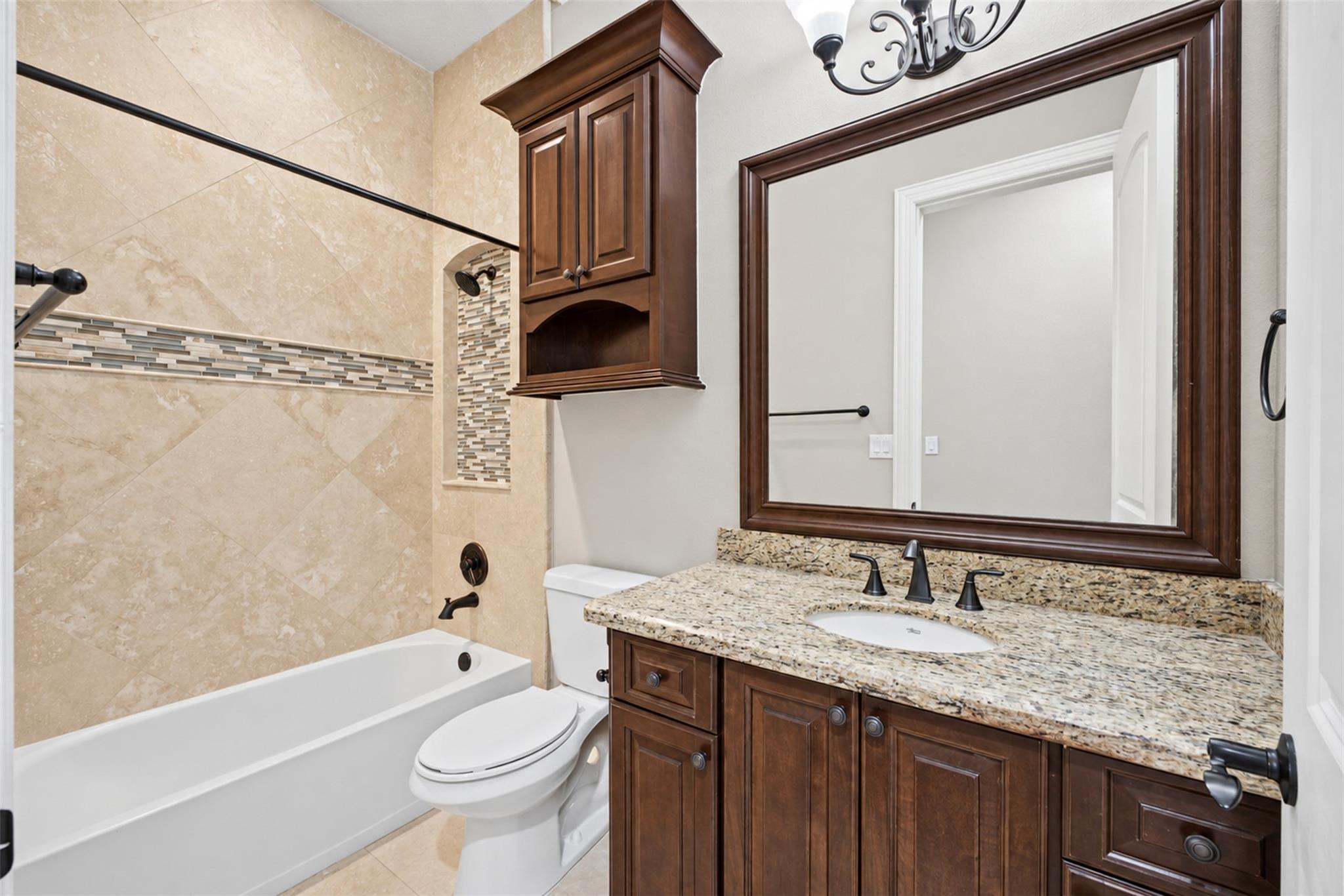 2102 E Blue Lake Drive, Magnolia Tx 77354 Property Photo 27