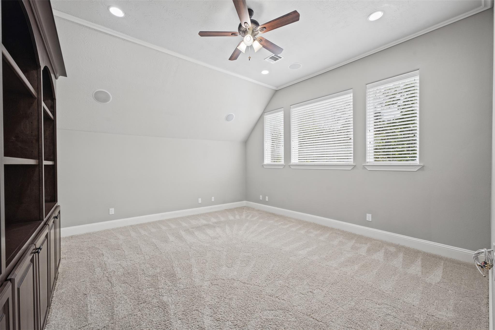 2102 E Blue Lake Drive, Magnolia Tx 77354 Property Photo 34