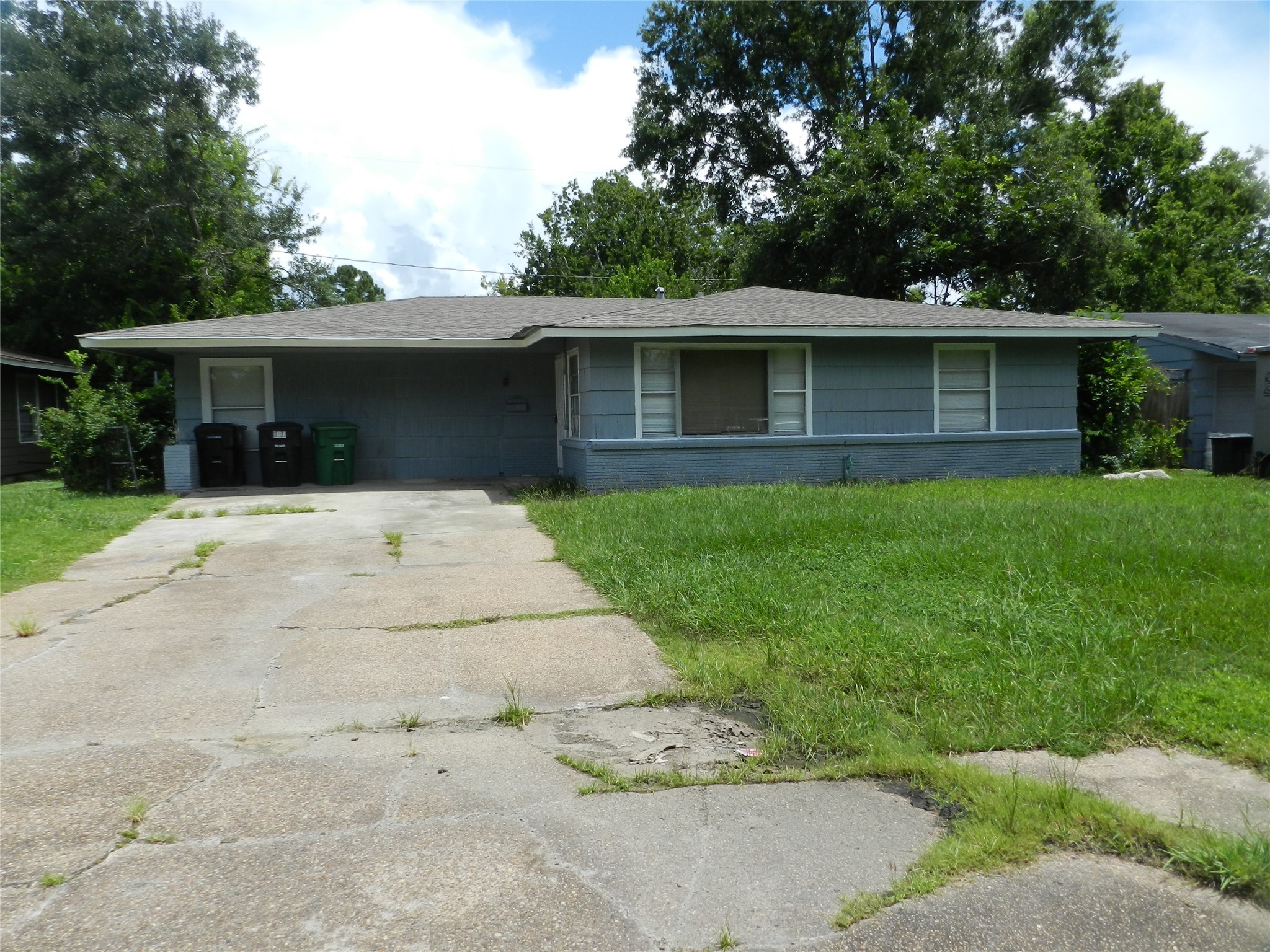 6031 Ridgeway Drive Property Photo 1