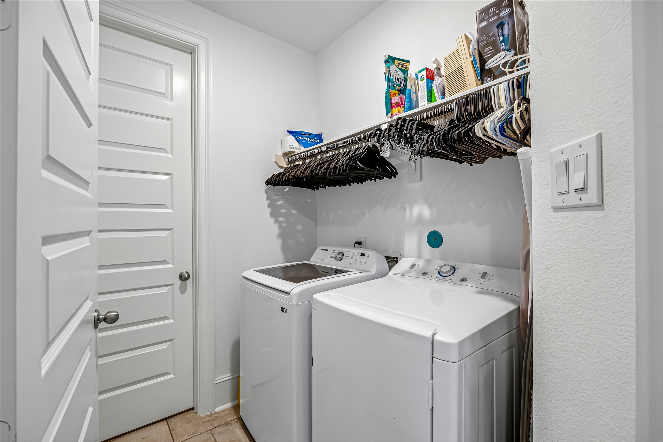 16843 Hemlock Grove Drive Property Photo 16