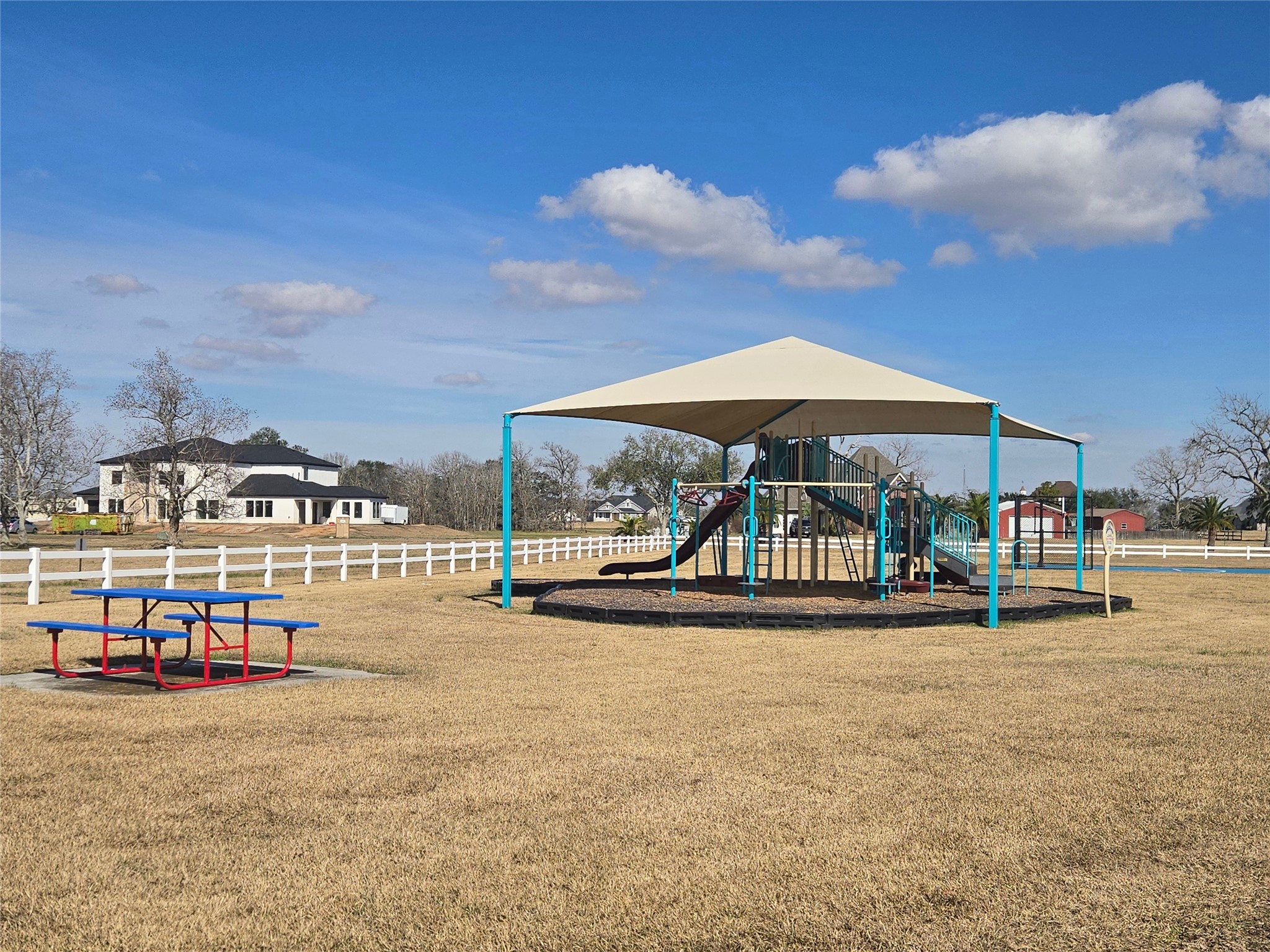 2803 Pearce Mdw Property Photo 6