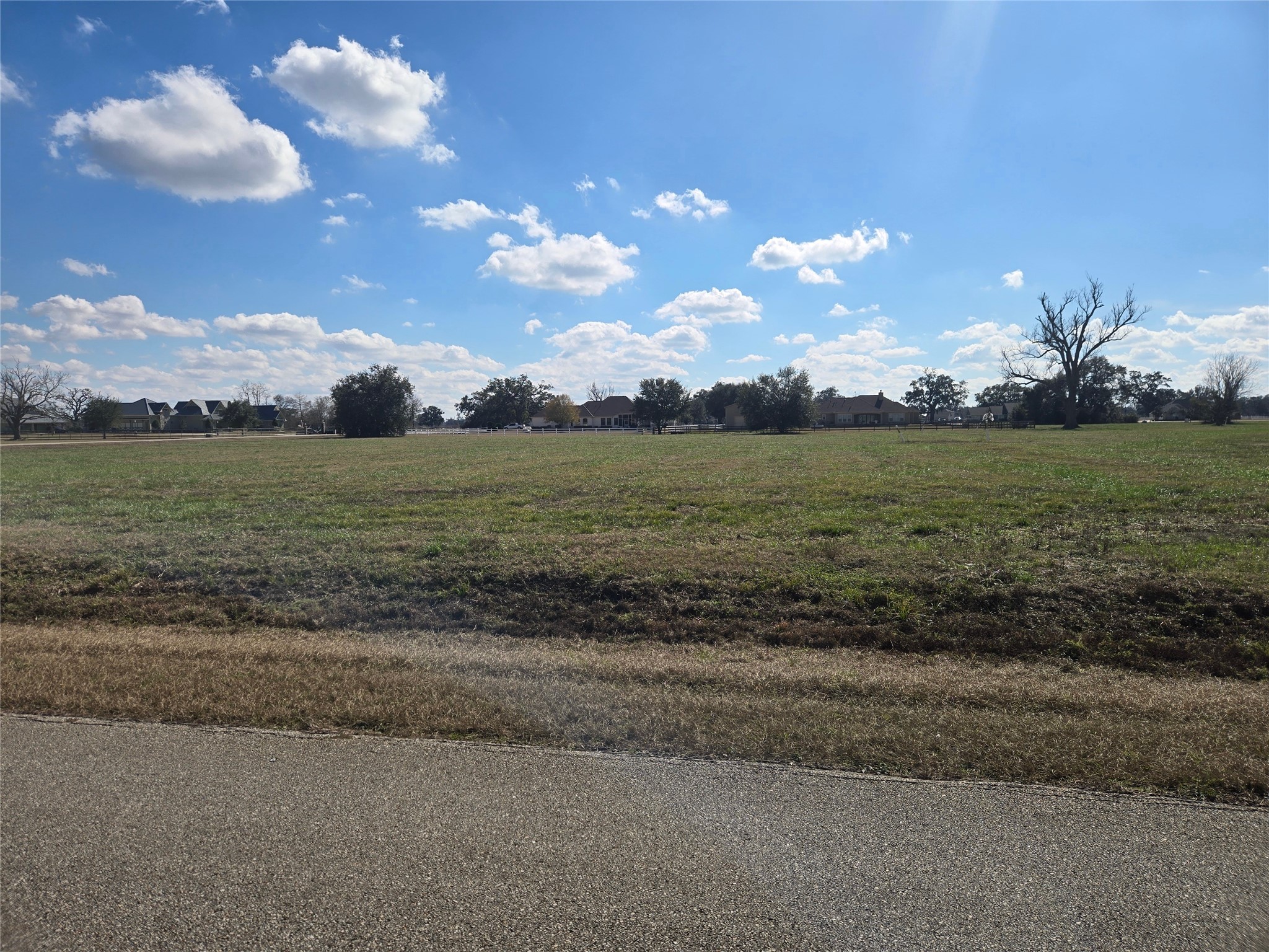 2803 Pearce Mdw Property Photo 14