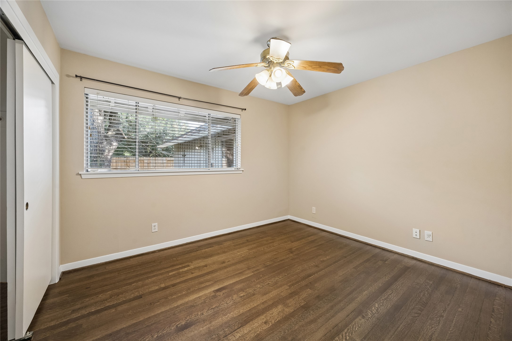7135 Hendon Lane Property Photo 16