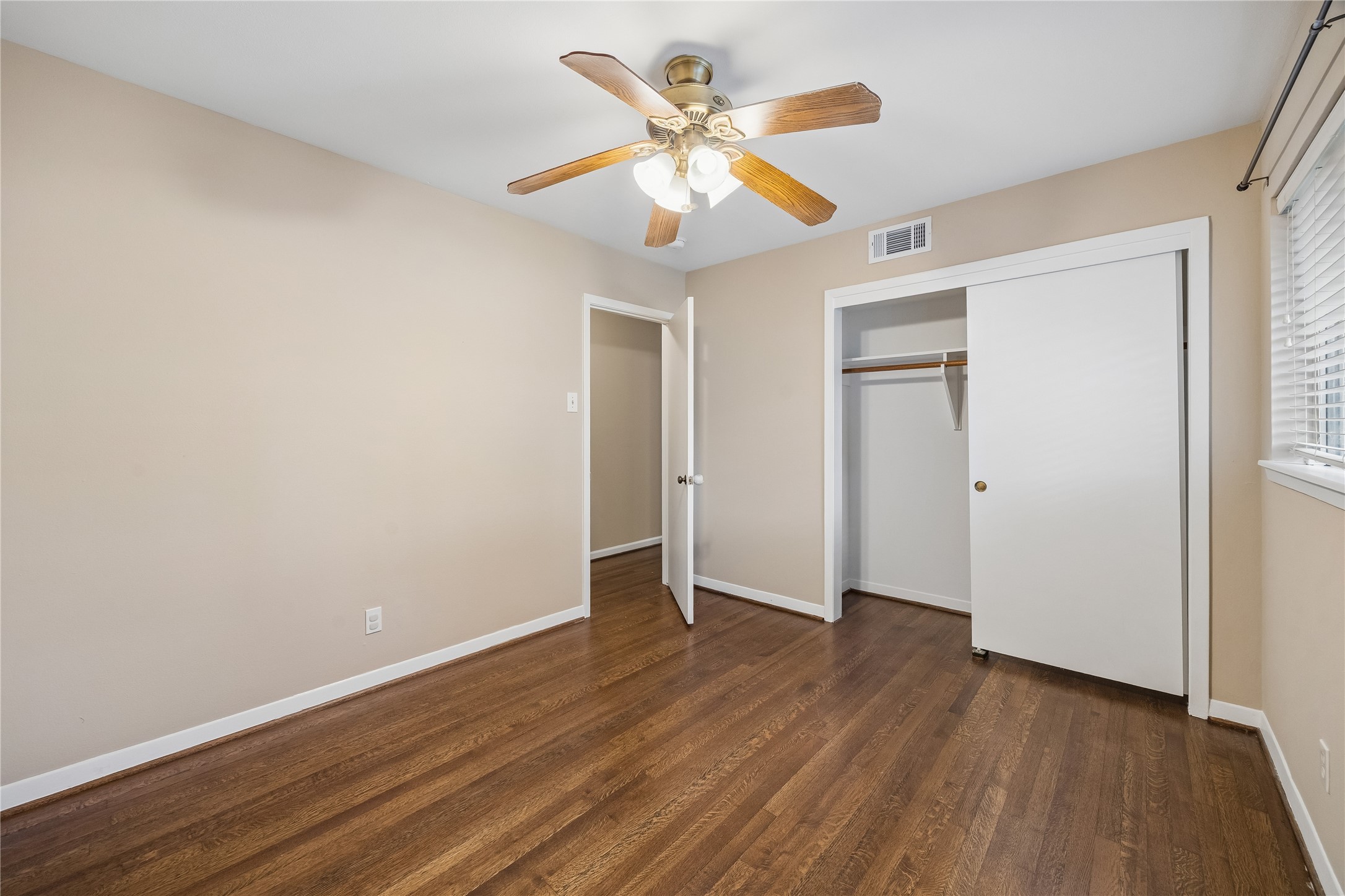 7135 Hendon Lane Property Photo 17