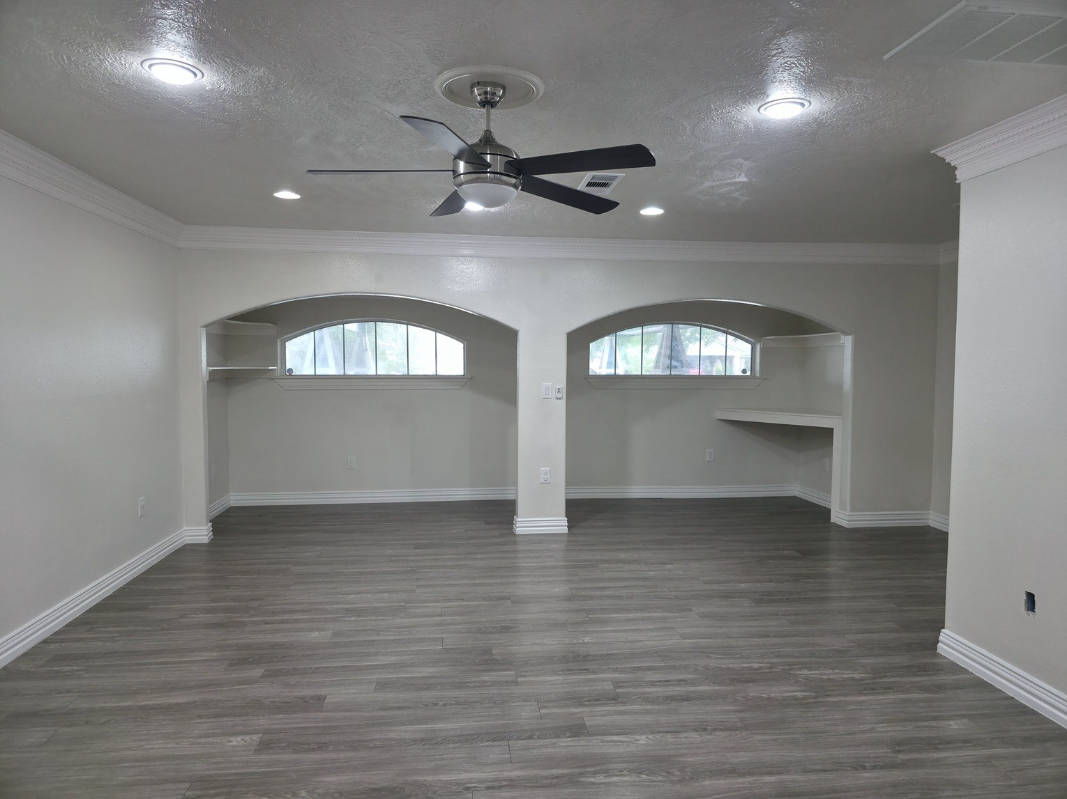 10239 Ella Falls Boulevard Property Photo 11