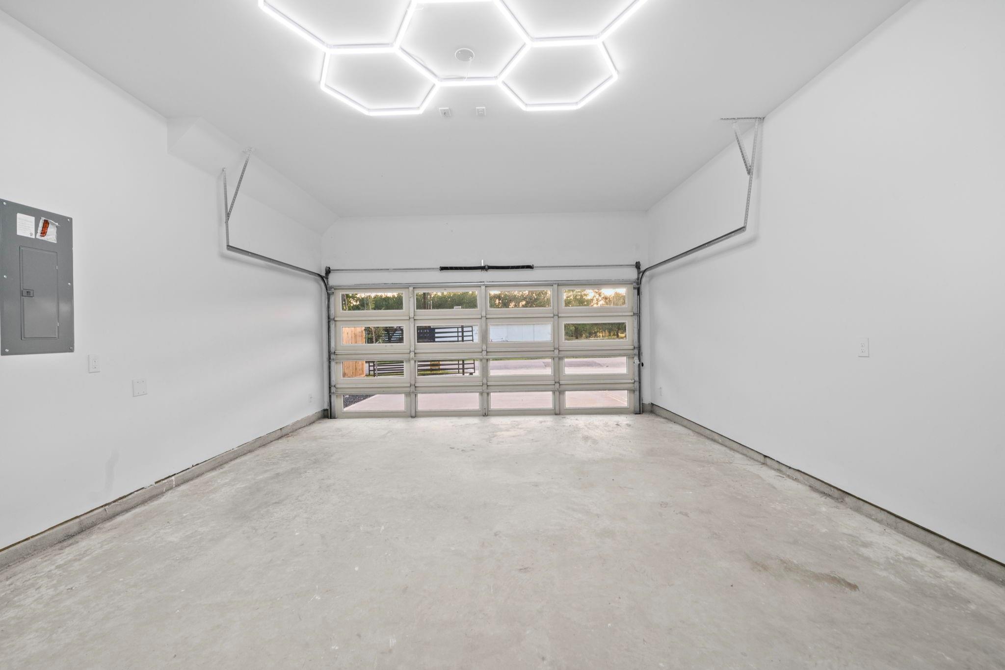 8011 Bowen Street # B, Houston Tx 77051 Property Photo 15