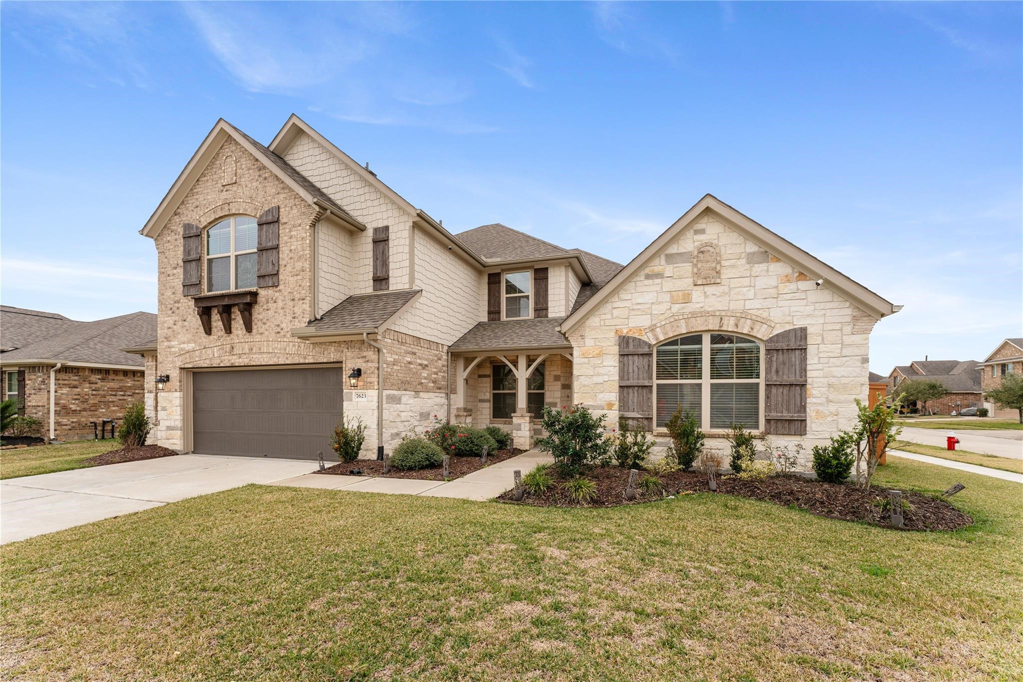 7623 Water Glen Lane Property Photo 4