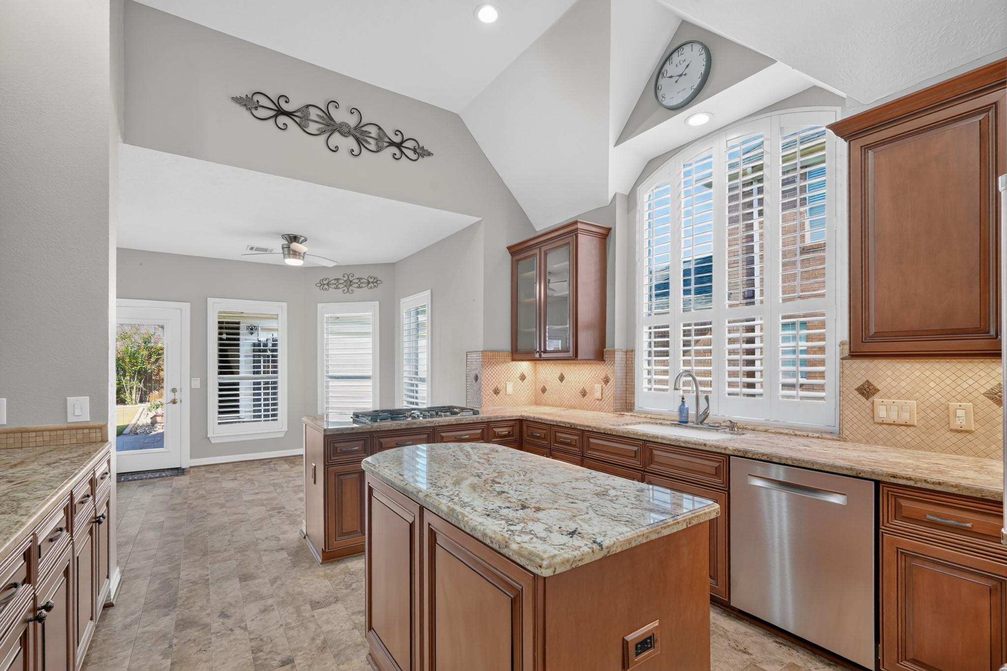 11023 Lark Brook Lane Property Photo 14