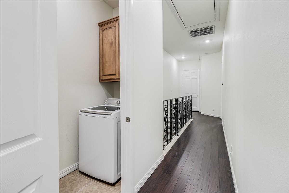 14910 Leeward Drive 304 Property Photo 25